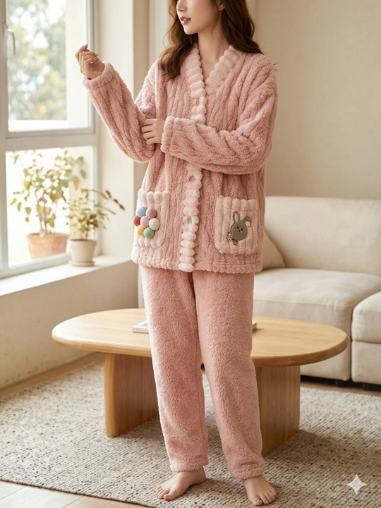 Ayollar uchun keng bichimli, erkin pijama, 2 qismdan iborat - 