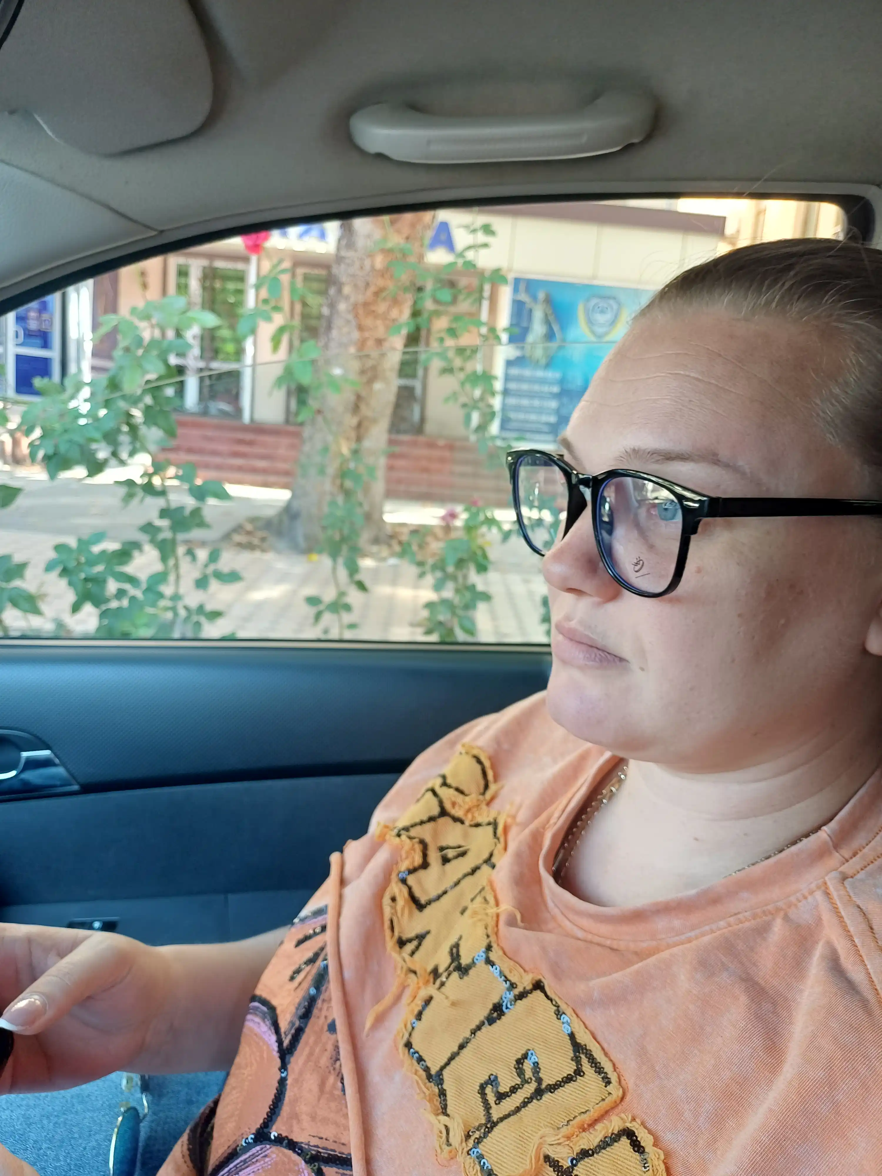 Ko‘k nurdan himoyalovchi koreys uslubidagi ko‘zoynak, uniseks imijli ko‘zoynaklar