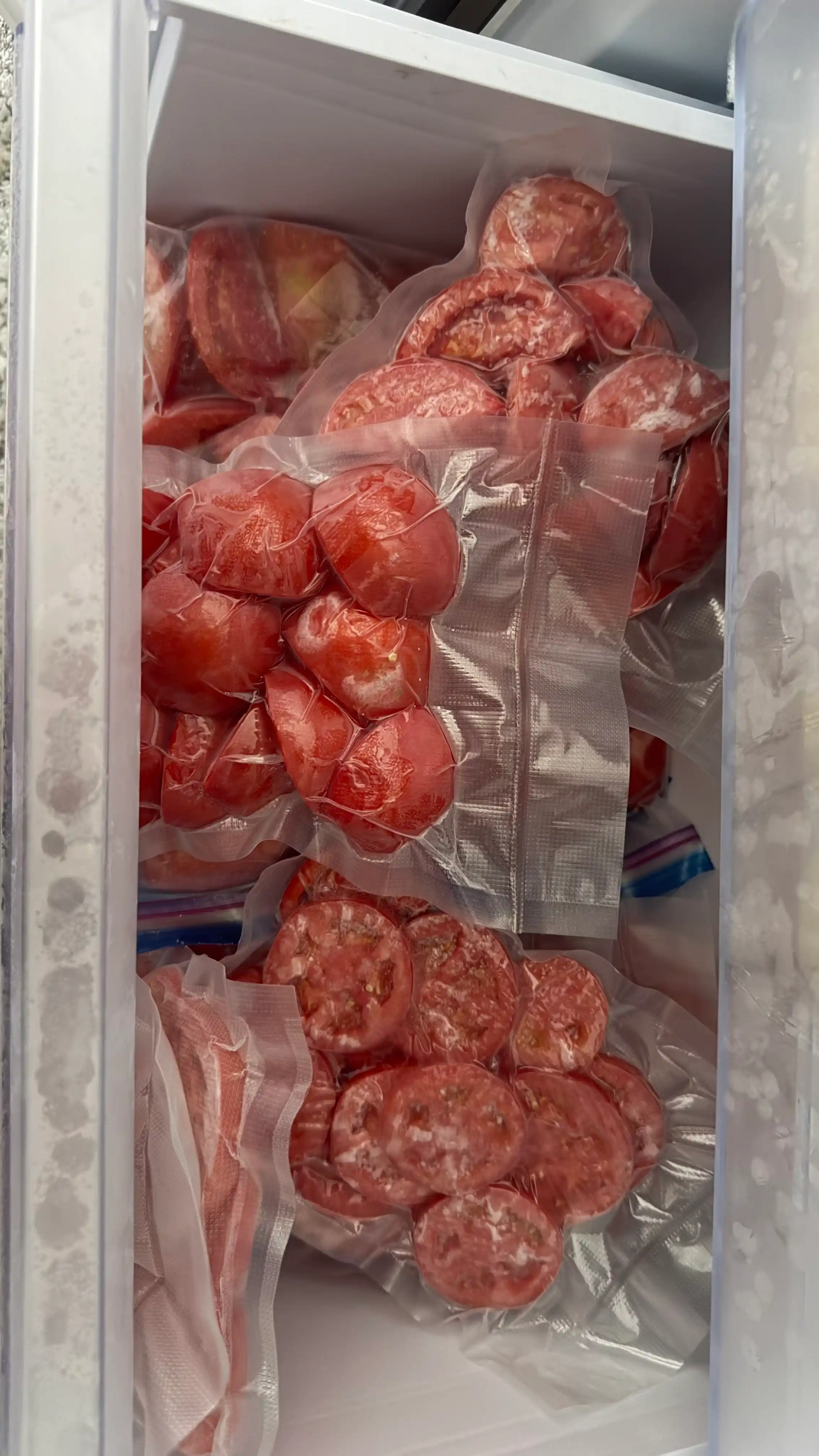 Вакууматор для продуктов — вакуумный упаковщик + 50 пакетов в подарок
