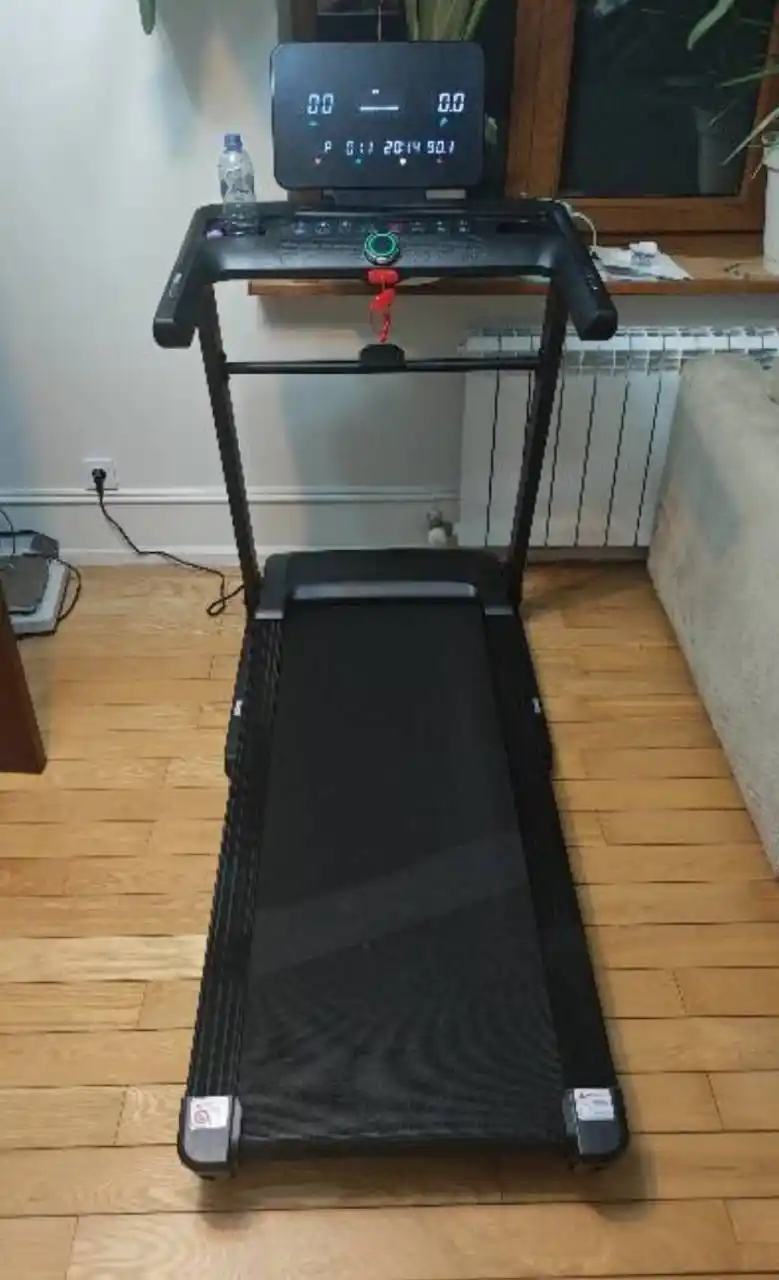 Elektrik yugurish yo‘lakchasi UNIQKID Extreme, 16 km/soatgacha, 150 kg gacha
