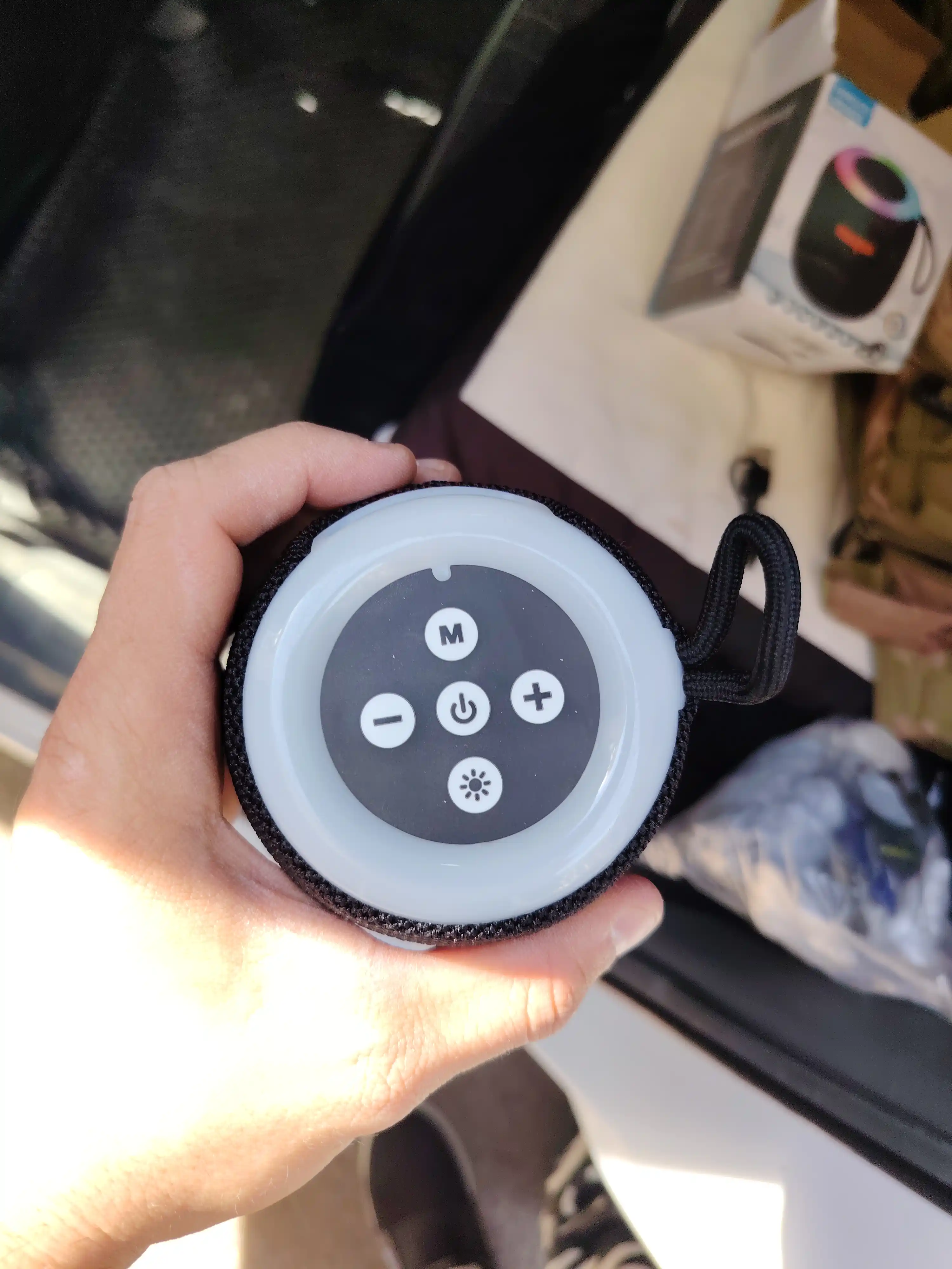 Portativ Bluetooth kalonka  Simsiz audio tizim  Kuchli ovoz