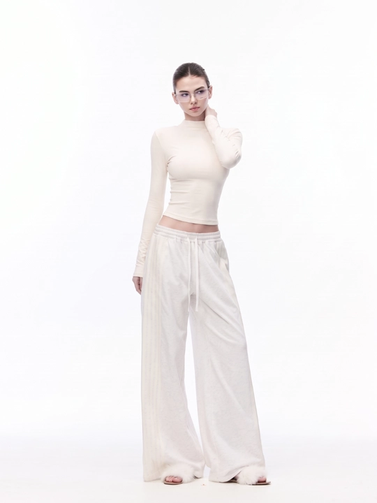 MIYO Ayollar uchun baland yoqali longsleeve, yopishib turuvchi bazaviy top