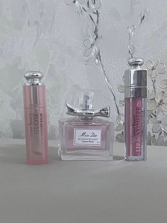 Atirlar ayollar uchun Miss Dior 3 tasi 1 da