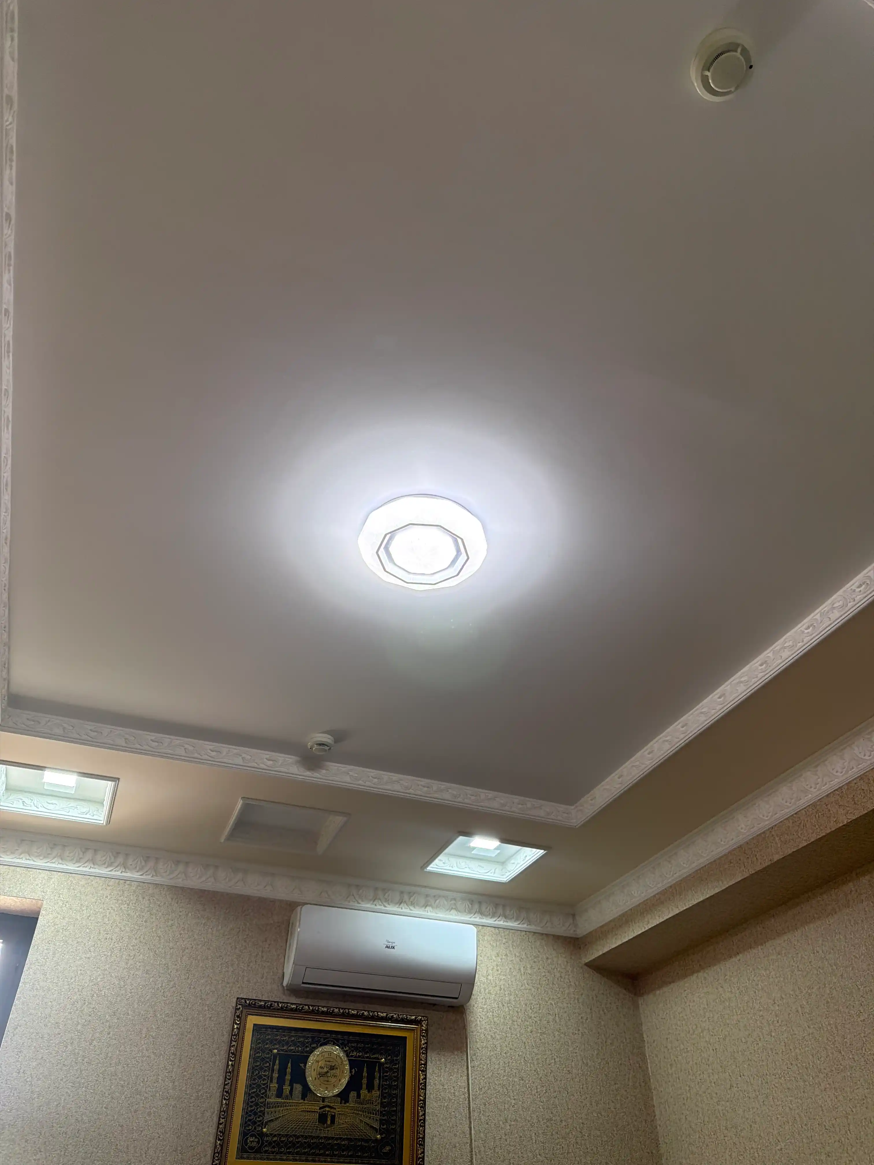 Shiftga o‘rnatiladigan LED plafon 40 sm, Lampo, yotoqxona, mehmonxona, oshxona uchun