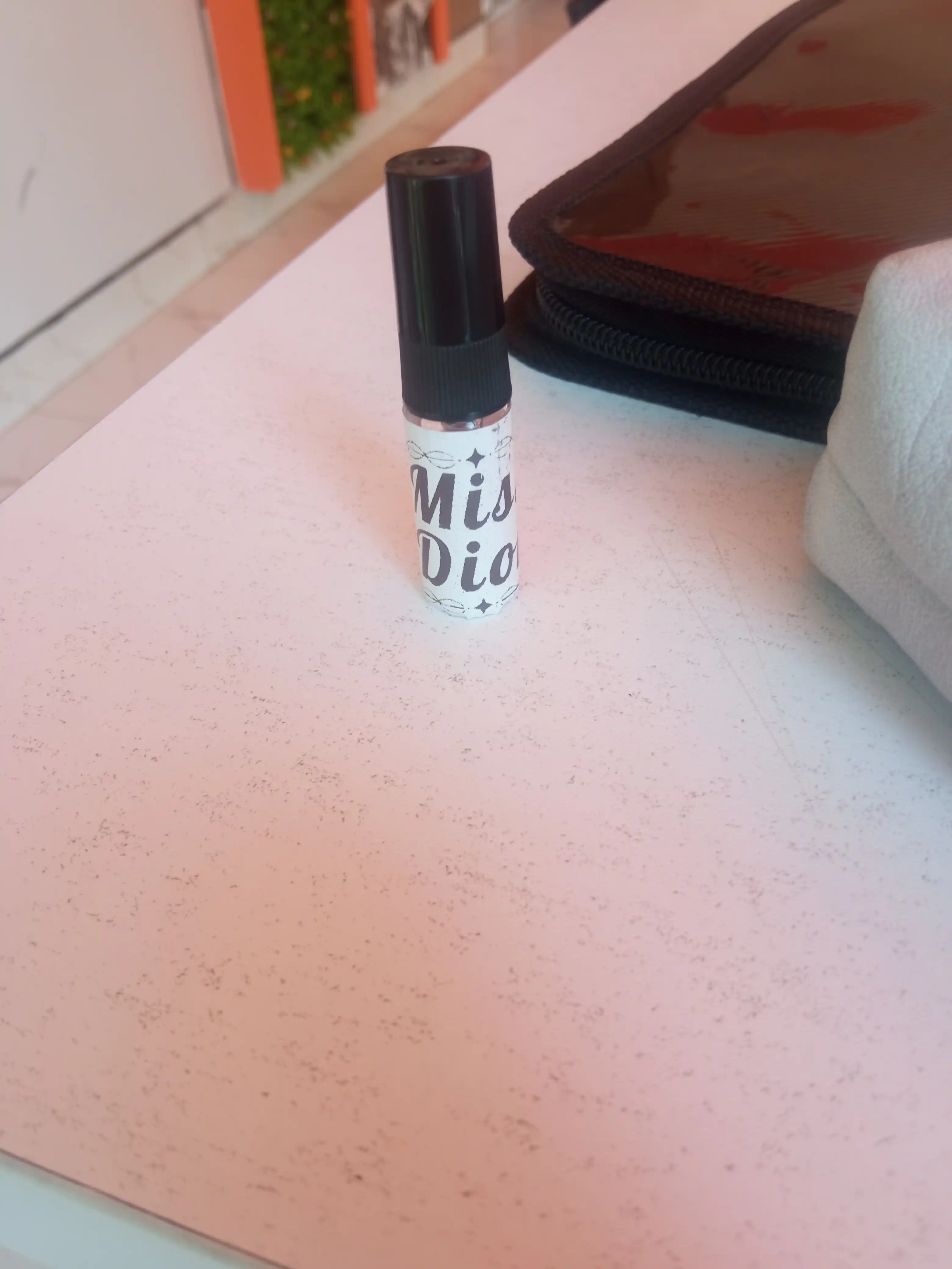 Miss Dior - nafislik, romantika va ayollik timsoli