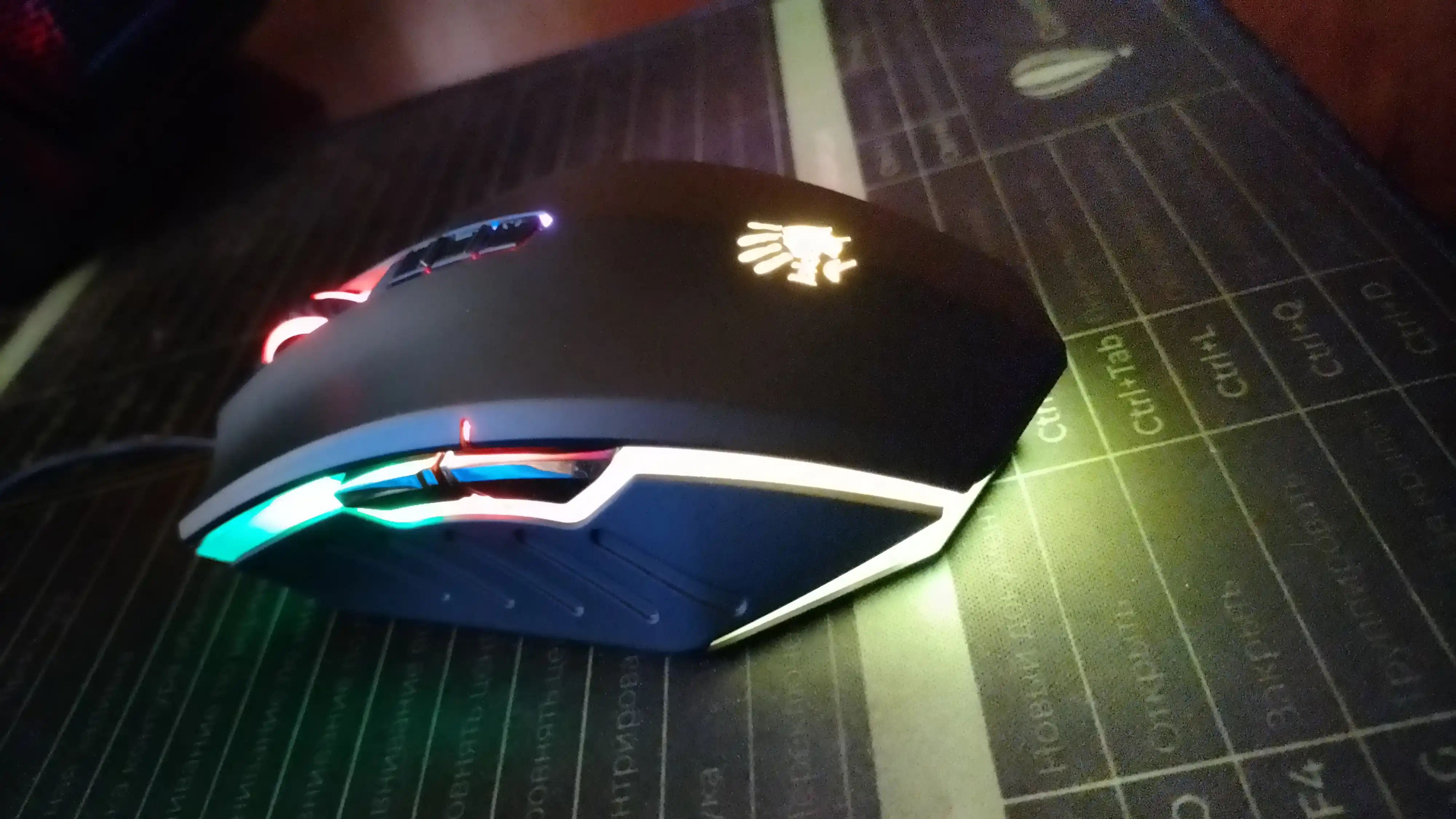 Bloody A70 — simli Light Strike gaming sichqoncha, 0.2 ms, 8 tugma