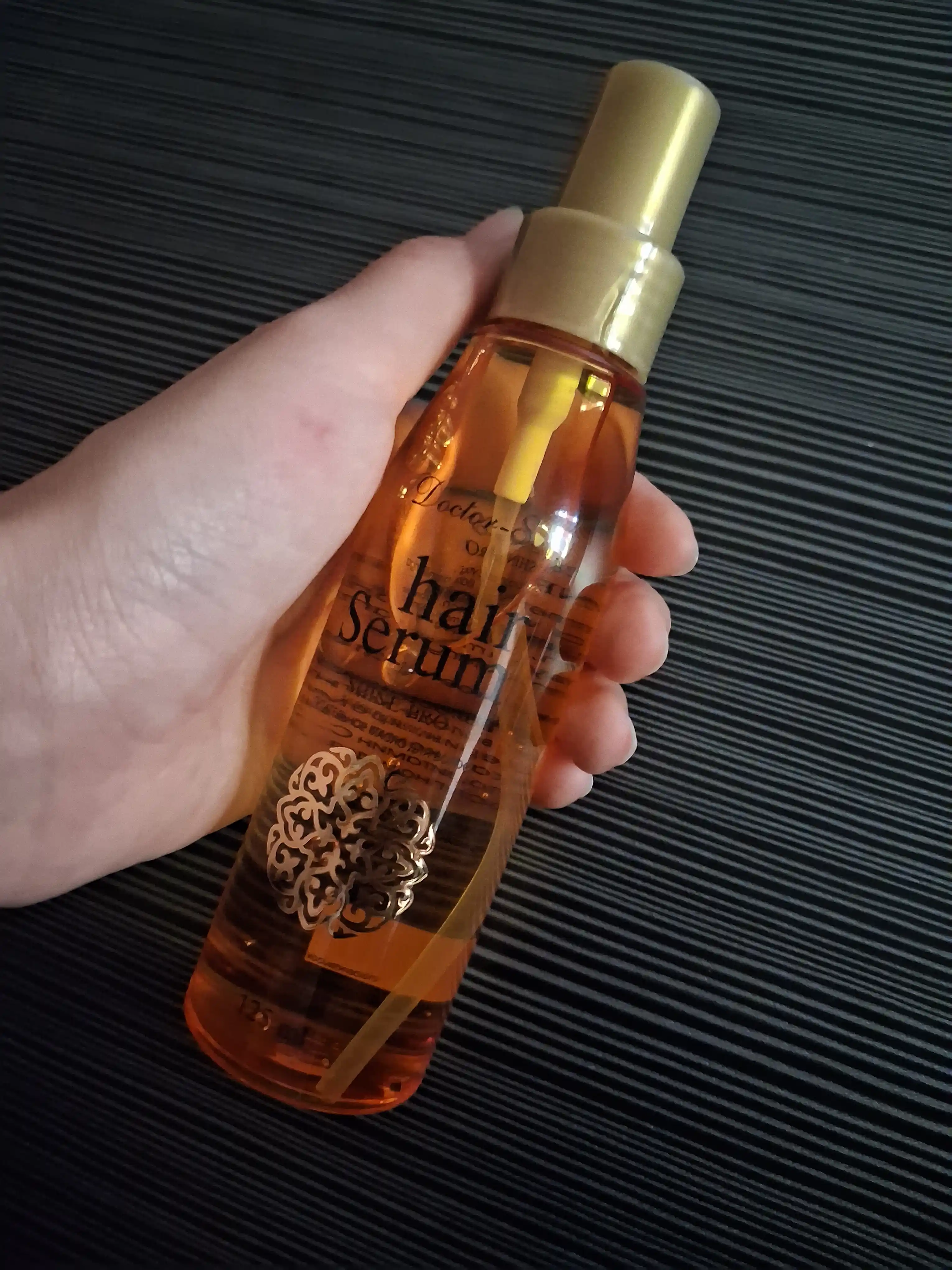Sochlarga kasmetik oziqlantiruvchi uchun yog Doctor-S sochlarni mayin qiladi 125ml  100ml