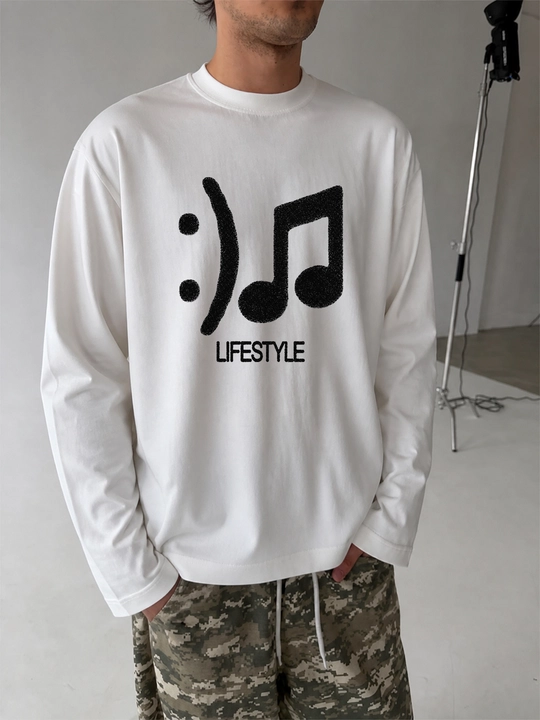Oq LMBYT oversayz longslivi, Lifestyle musiqiy printi bilan