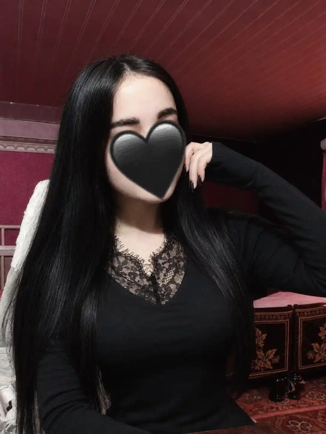 Uzun yengli ayollar yengi