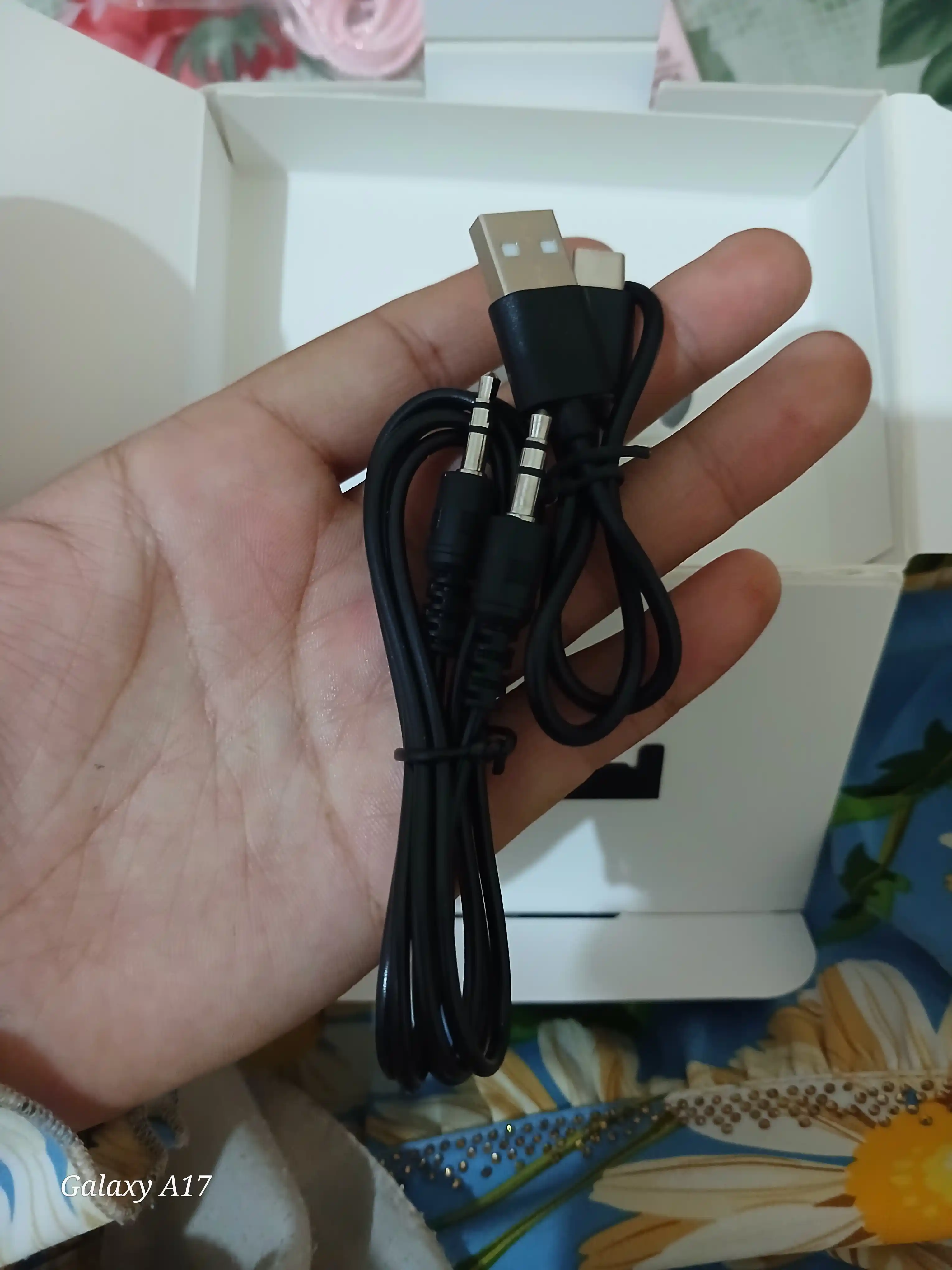 Simsiz quloqchinlar REMAX RB-100HB