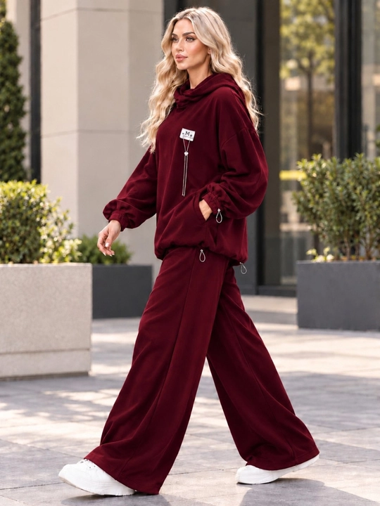 Ayollar uchun keng fasonli ikki qismli kostyum, yumshoq matoli oversize kiyim