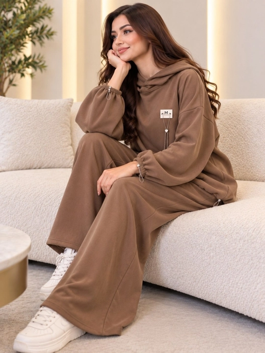 Ayollar uchun keng fasonli ikki qismli kostyum, yumshoq matoli oversize kiyim