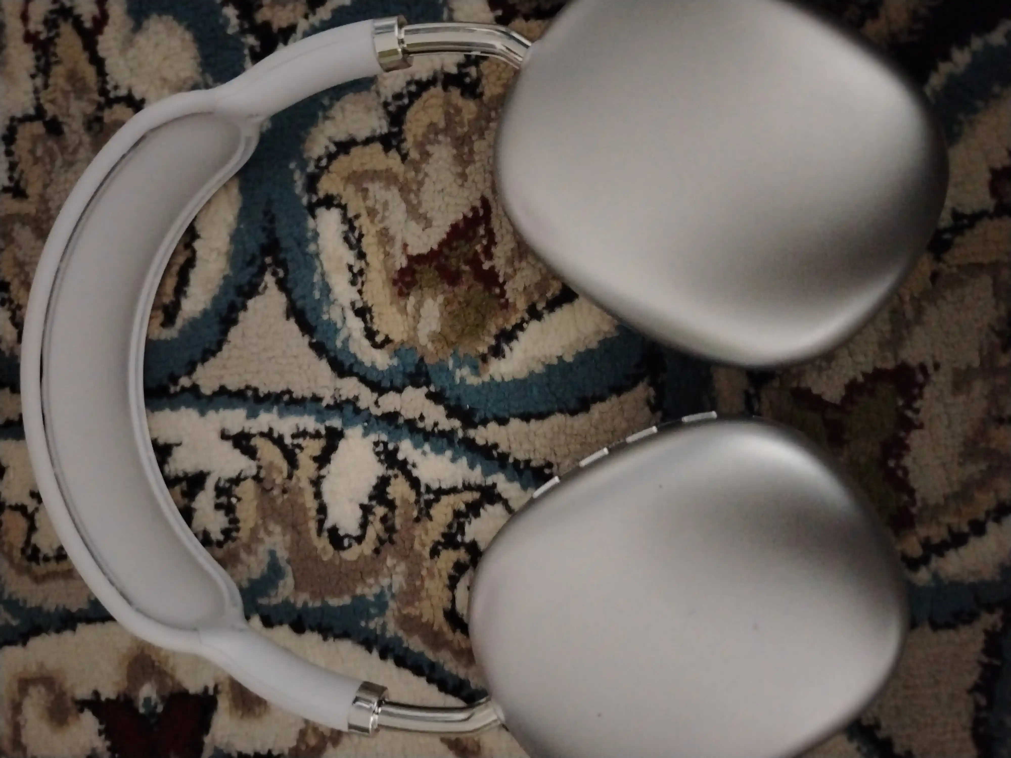 Simsiz Bluetooth quloqchinlar P9, to'liq o'lchamli, mikrofonli