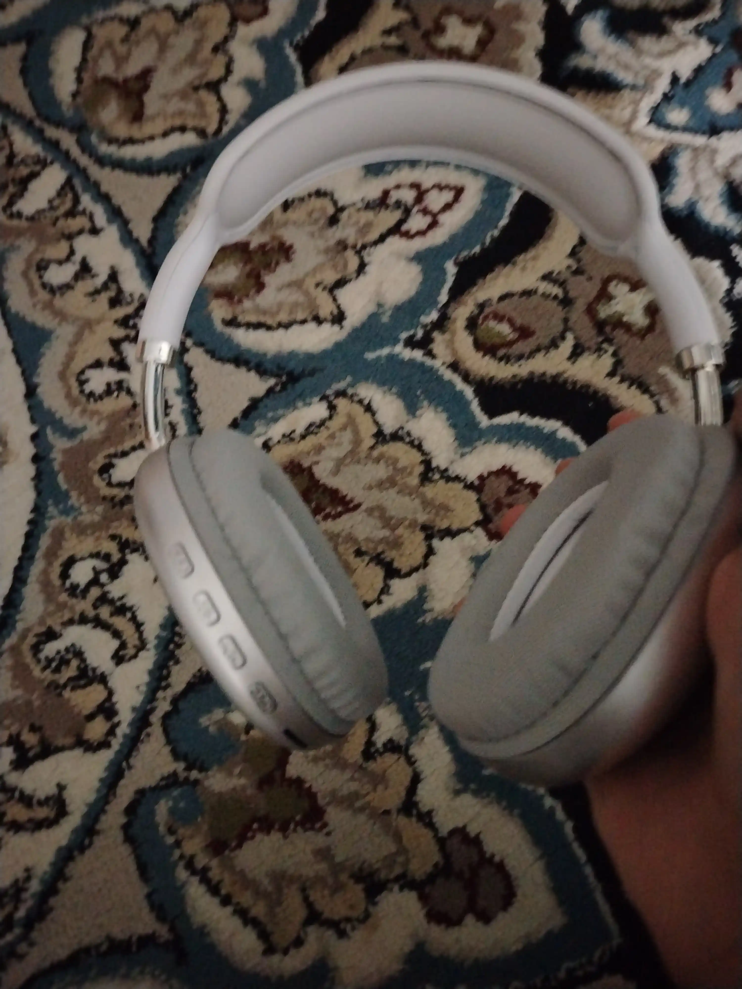 Simsiz Bluetooth quloqchinlar P9, to'liq o'lchamli, mikrofonli