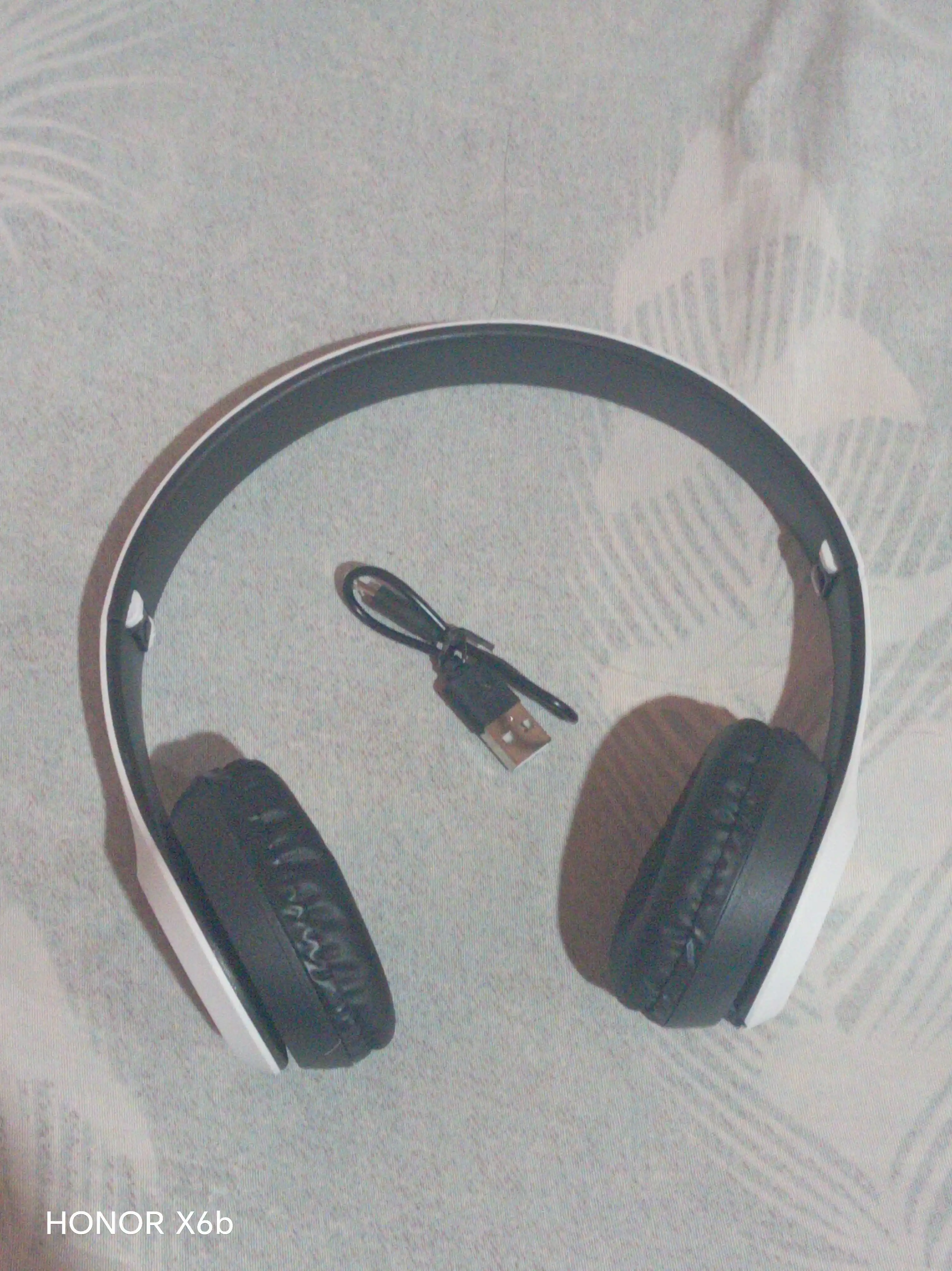 Simsiz quloqchinlar P47, Bluetooth 5.0, yig'iluvchan, mikrofon bilan, shovqinsiz