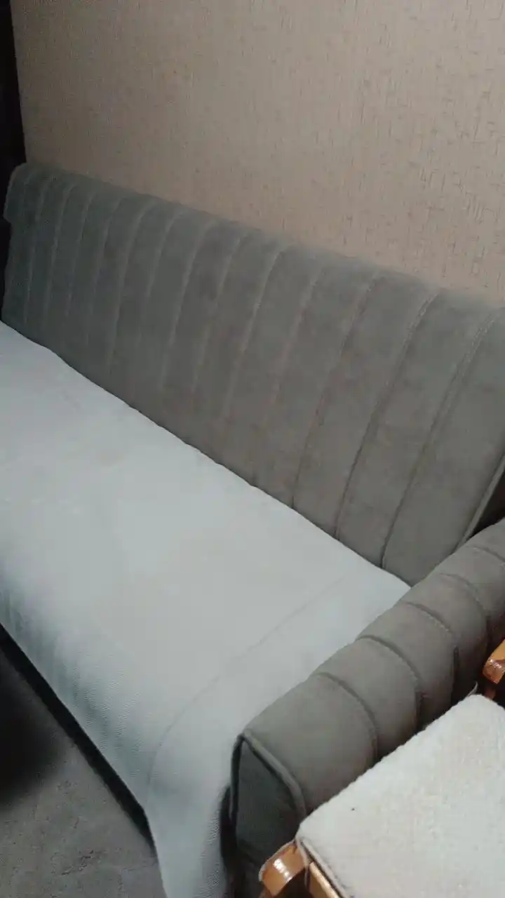Накидка чехол на диван и кресло, противоскользящая