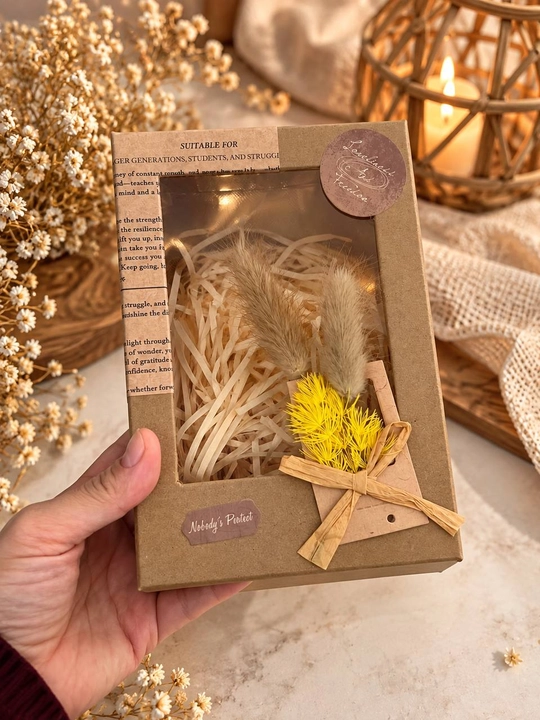Sovg‘a qutisi oynali bantikli rozvi, malochniviy, jigarrang, ranglarda chiroyli gift box