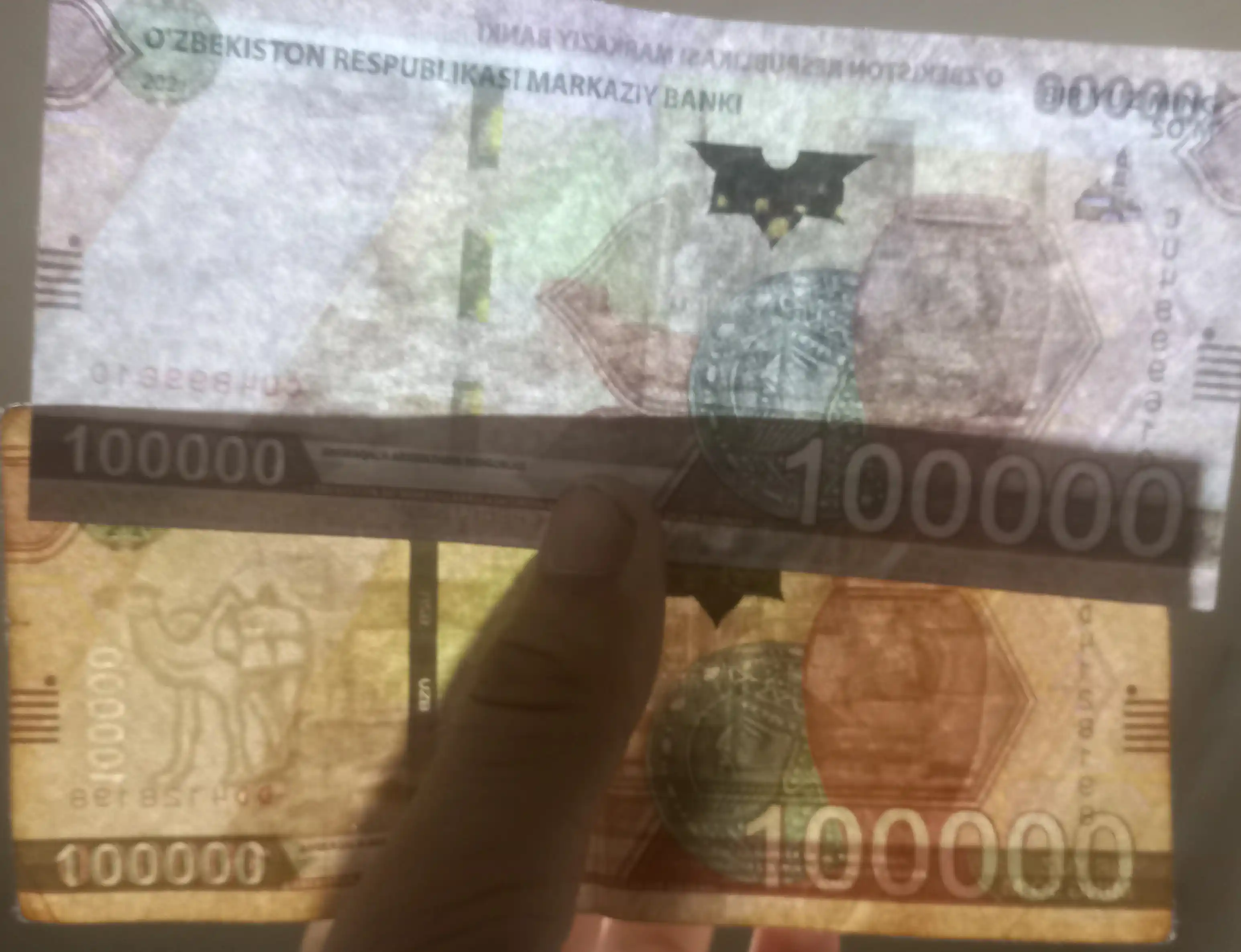 Suvenir pullar, so‘m kupyuralari, 50 ming, 100 ming, 200 ming