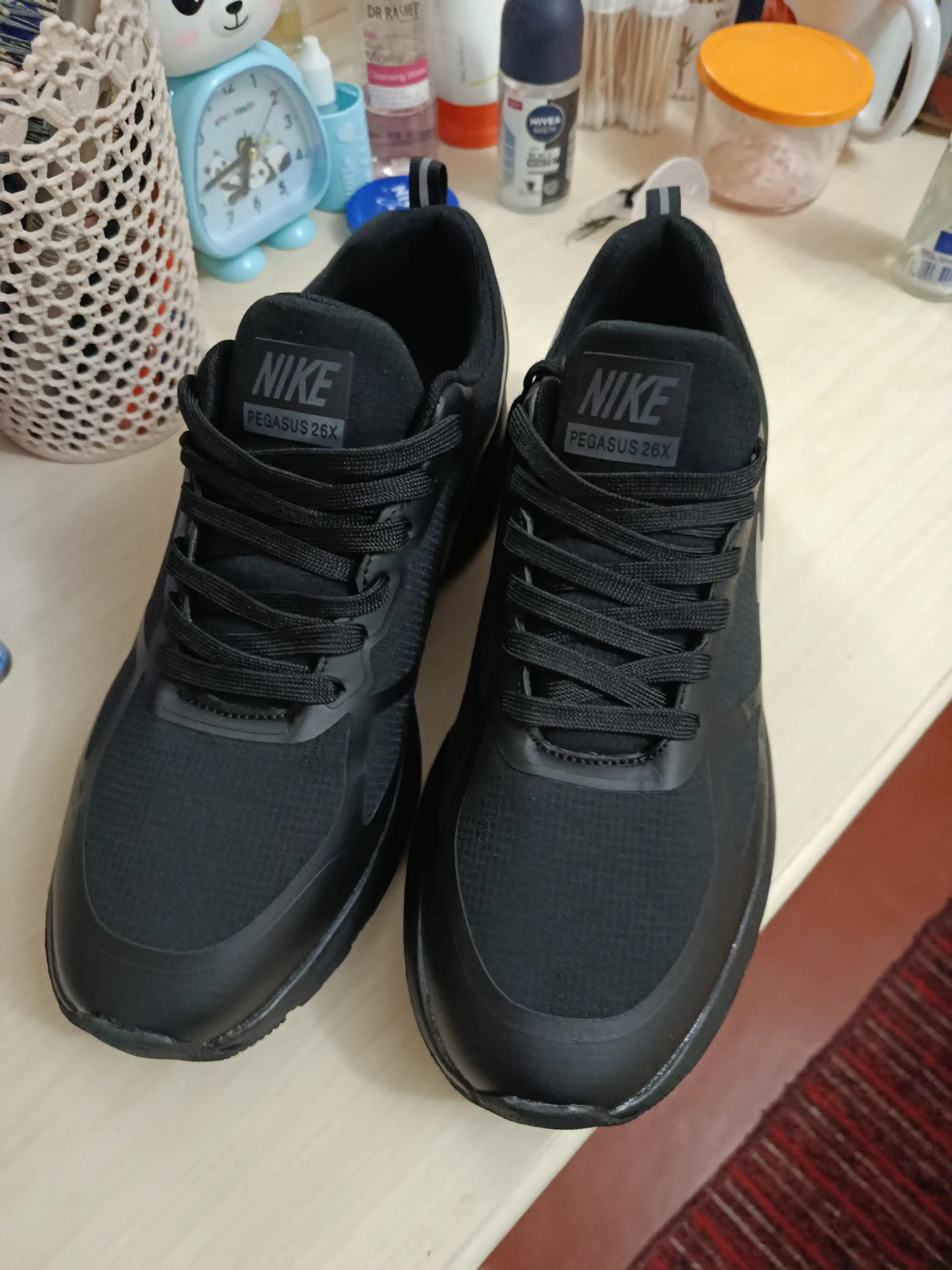 Erkaklar uchun Nike krossovkalar kuz va qish uchun, o'lchamlari 40-44