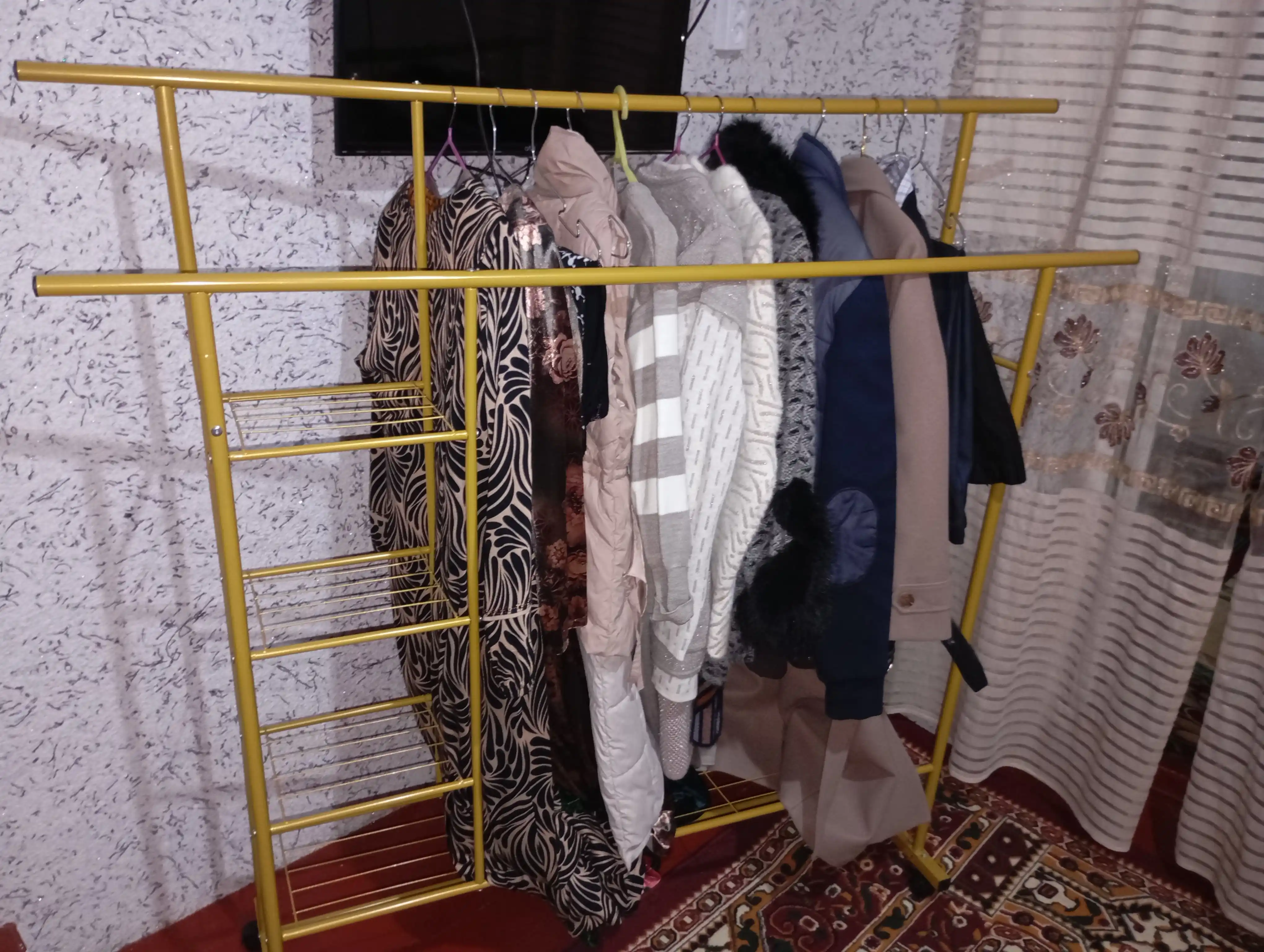 Вешалка для одежды, открытый шкаф, напольная, до 150 кг