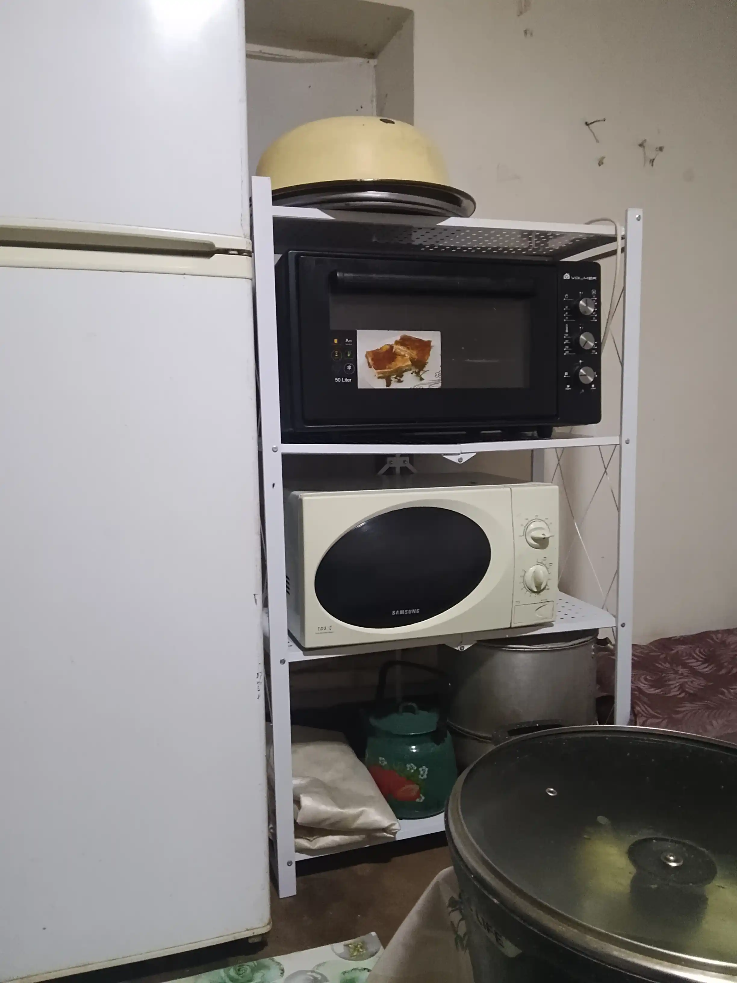Polda turadigan stellaj temirli g'ildirakli, uy, oshxona va ofis uchun, 3/4/5 tokchali