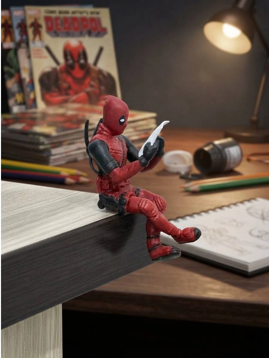 Stol ustiga o‘tiradigan Deadpool figurasi Marvel qahramoni interyer uchun suvenir - 