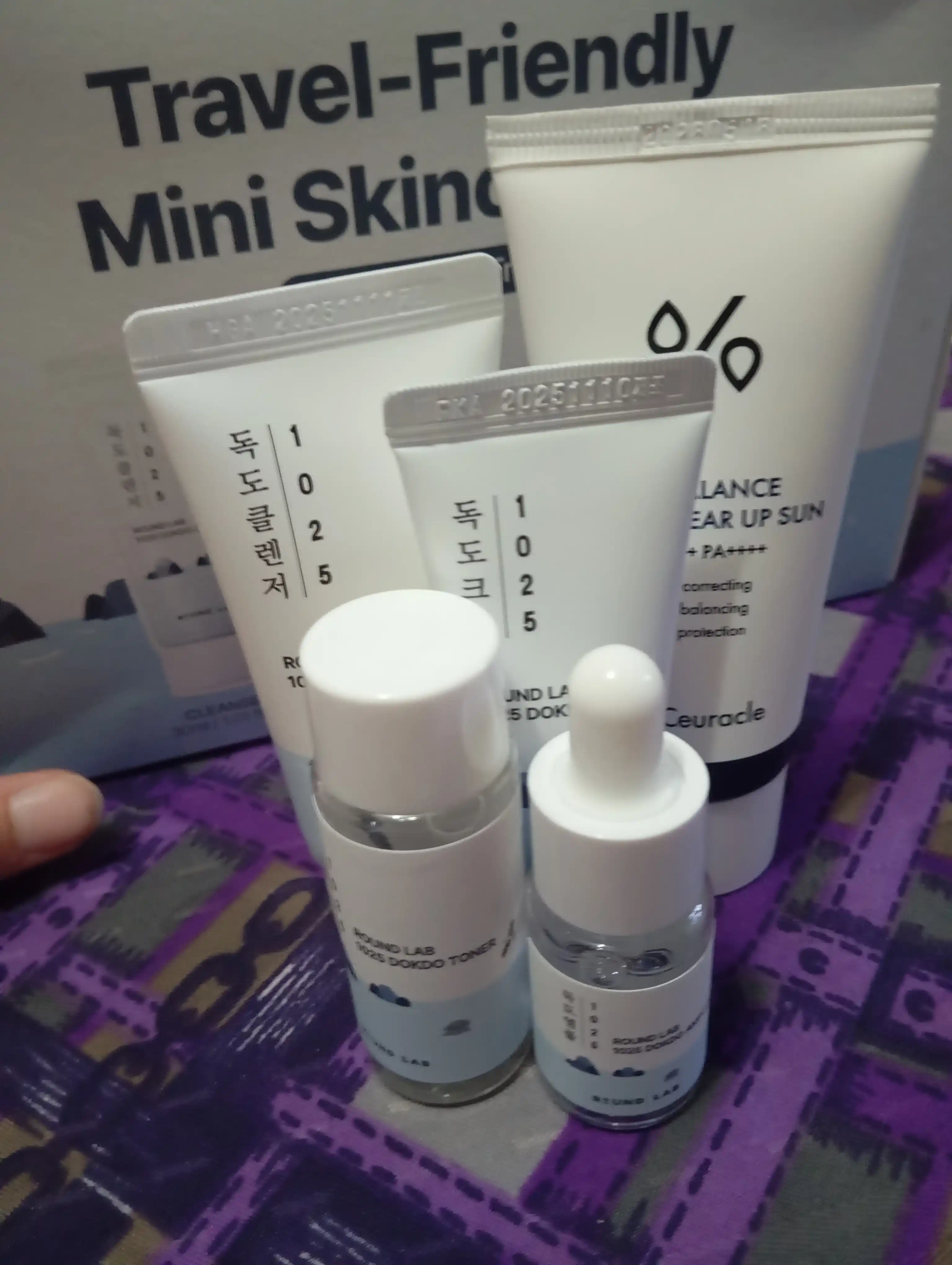 ROUND LAB yuz miniatyuralari sayohat to'plami, Pine Calming Cica Trial Kit, 4 dona