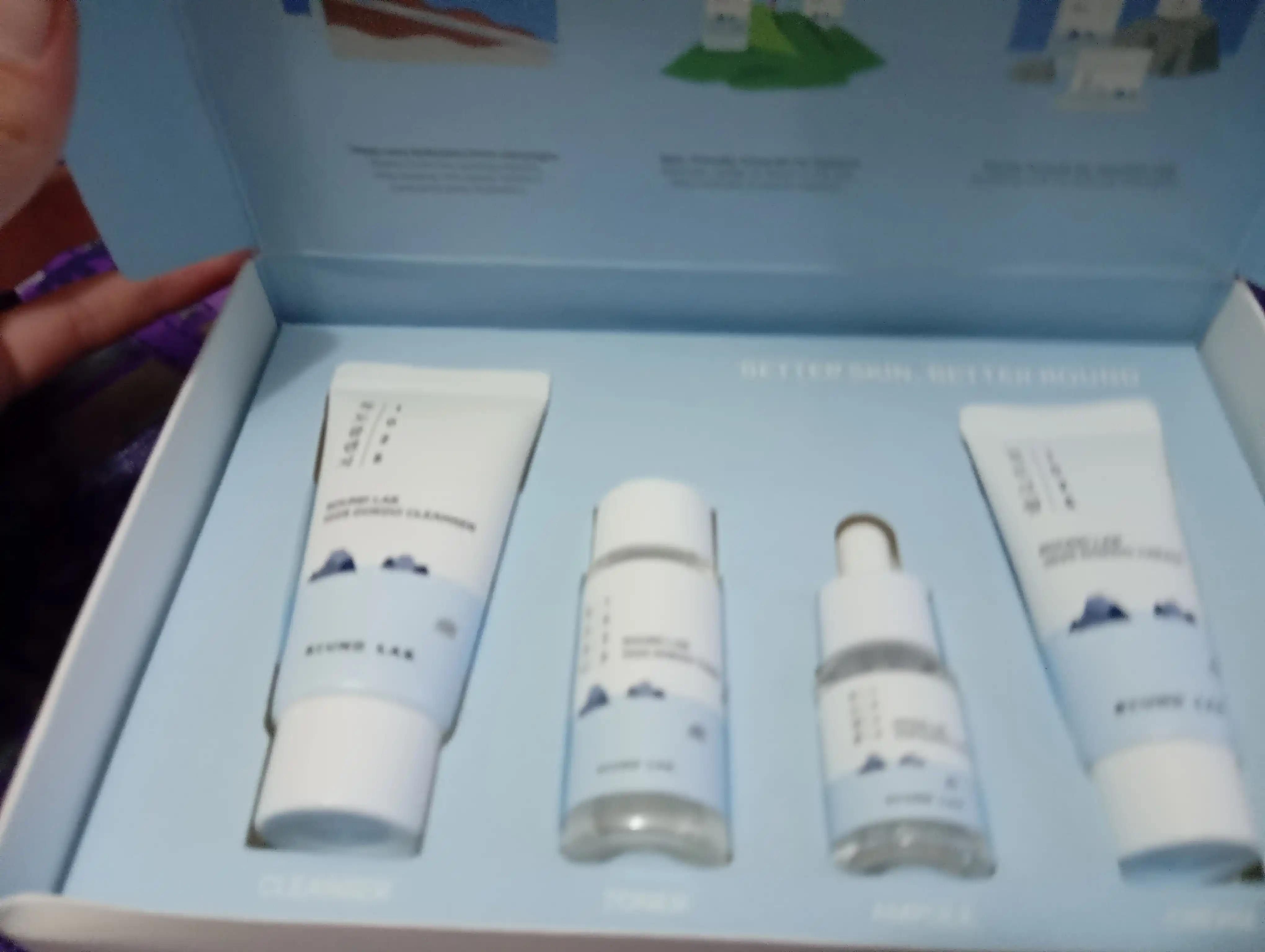 ROUND LAB yuz miniatyuralari sayohat to'plami, Pine Calming Cica Trial Kit, 4 dona