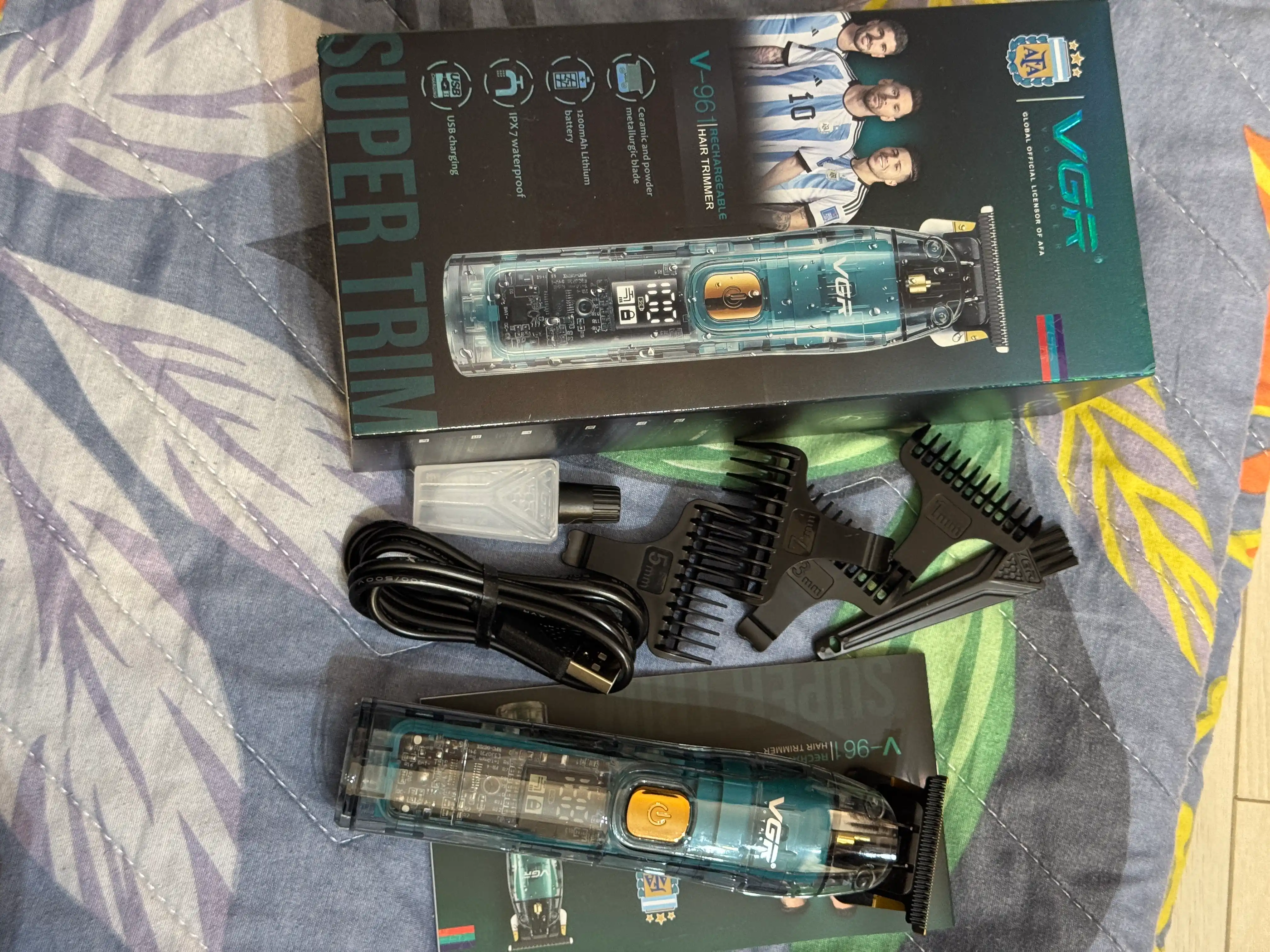 Professional soch va soqol olish mashina VGR V-998, simsiz trimmer, LED displeyli