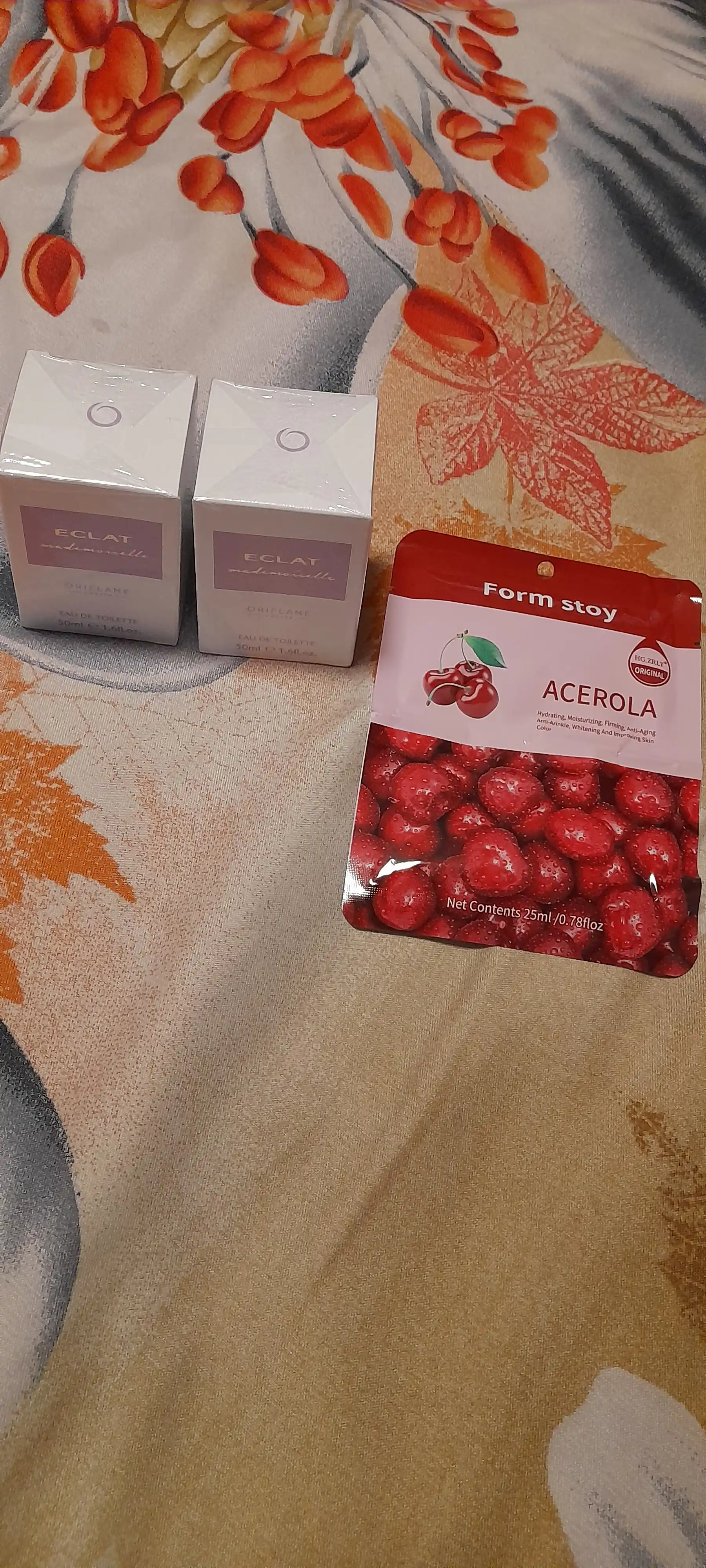 Ayollar Xushbo'ylangan suv Eclat Mademoiselle  50 ml — nafis va yoqimli hidli parfum