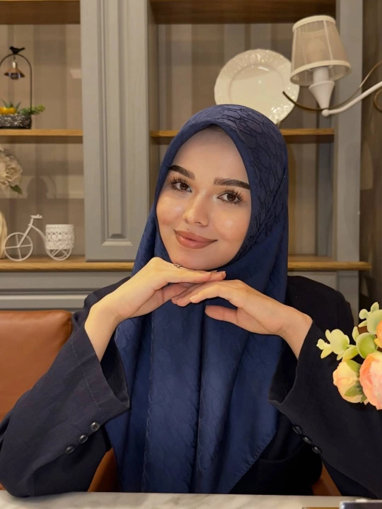 Ayollar va qizlar uchun ipak ro‘mol Dior, sovg‘a, hijob 95 x 95 sm