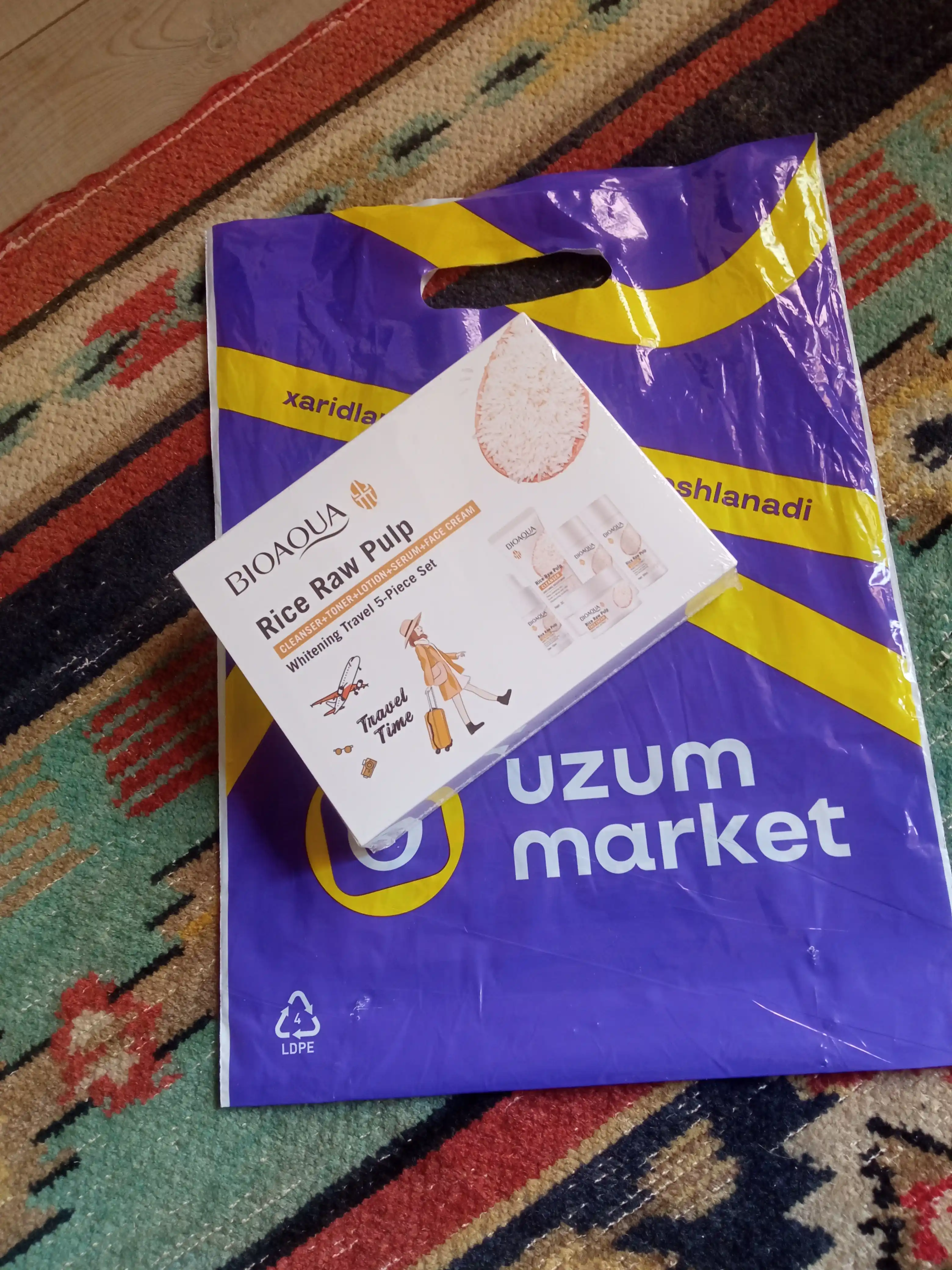 Yuzni parvarishi uchun mini to'plam Bioaqua 5 tasi 1 da, qarishga qarshi, guruch ekstrakti