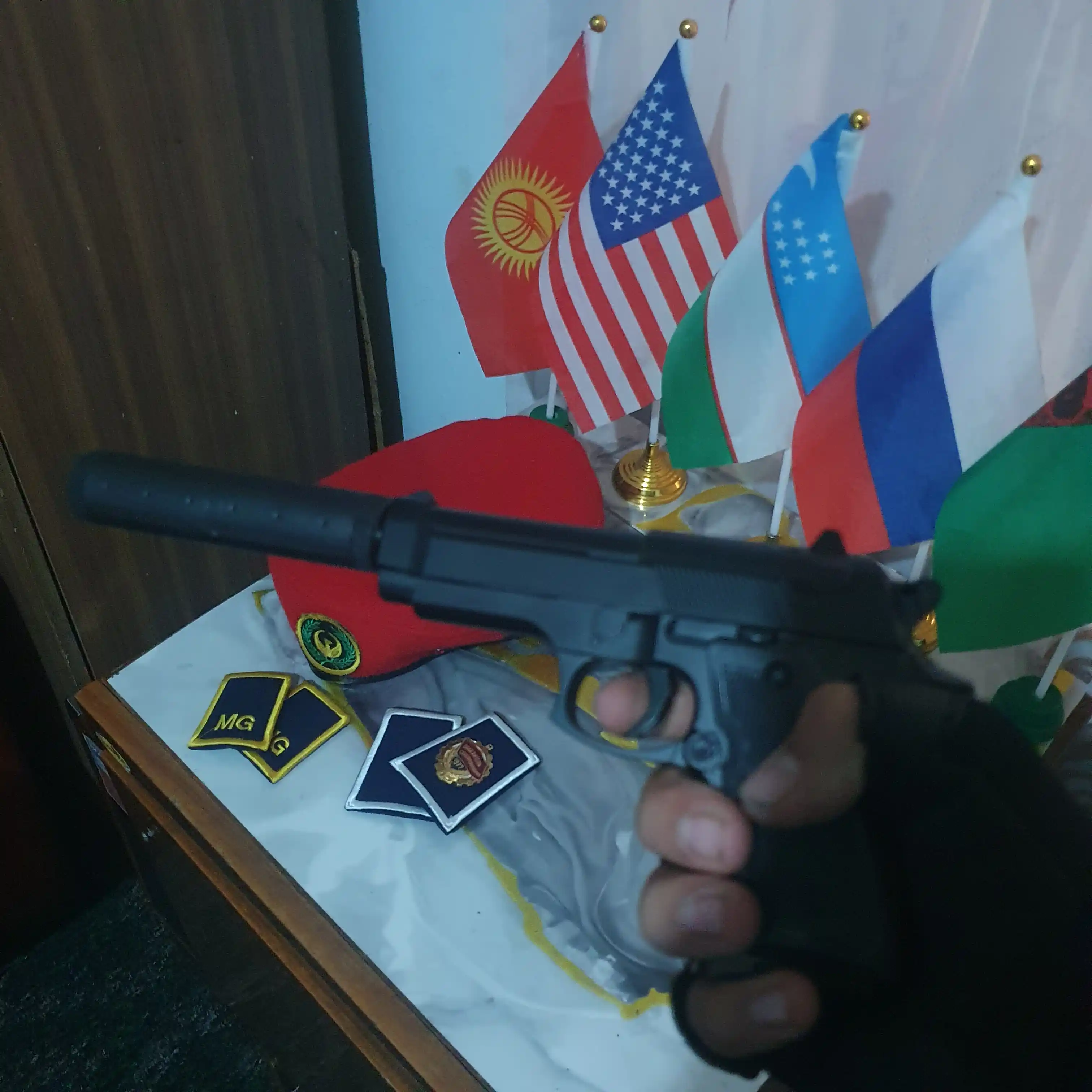 Игрушечный пистолет, металлический, с глушителем и пульками, VIOLENT