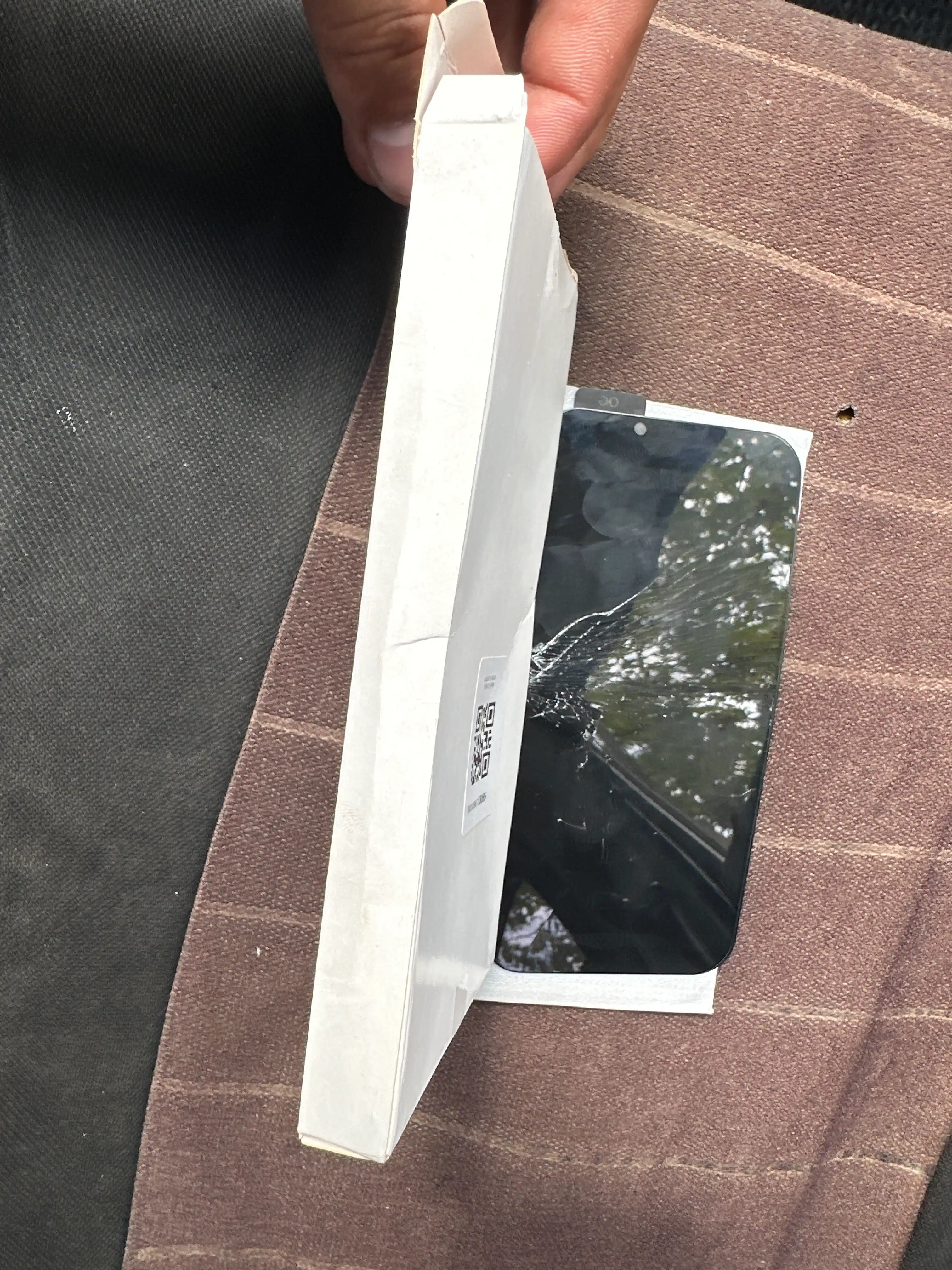 IPhone XR - 18 Pro Max uchun shaffof josuslikka qarshi himoya oynasi