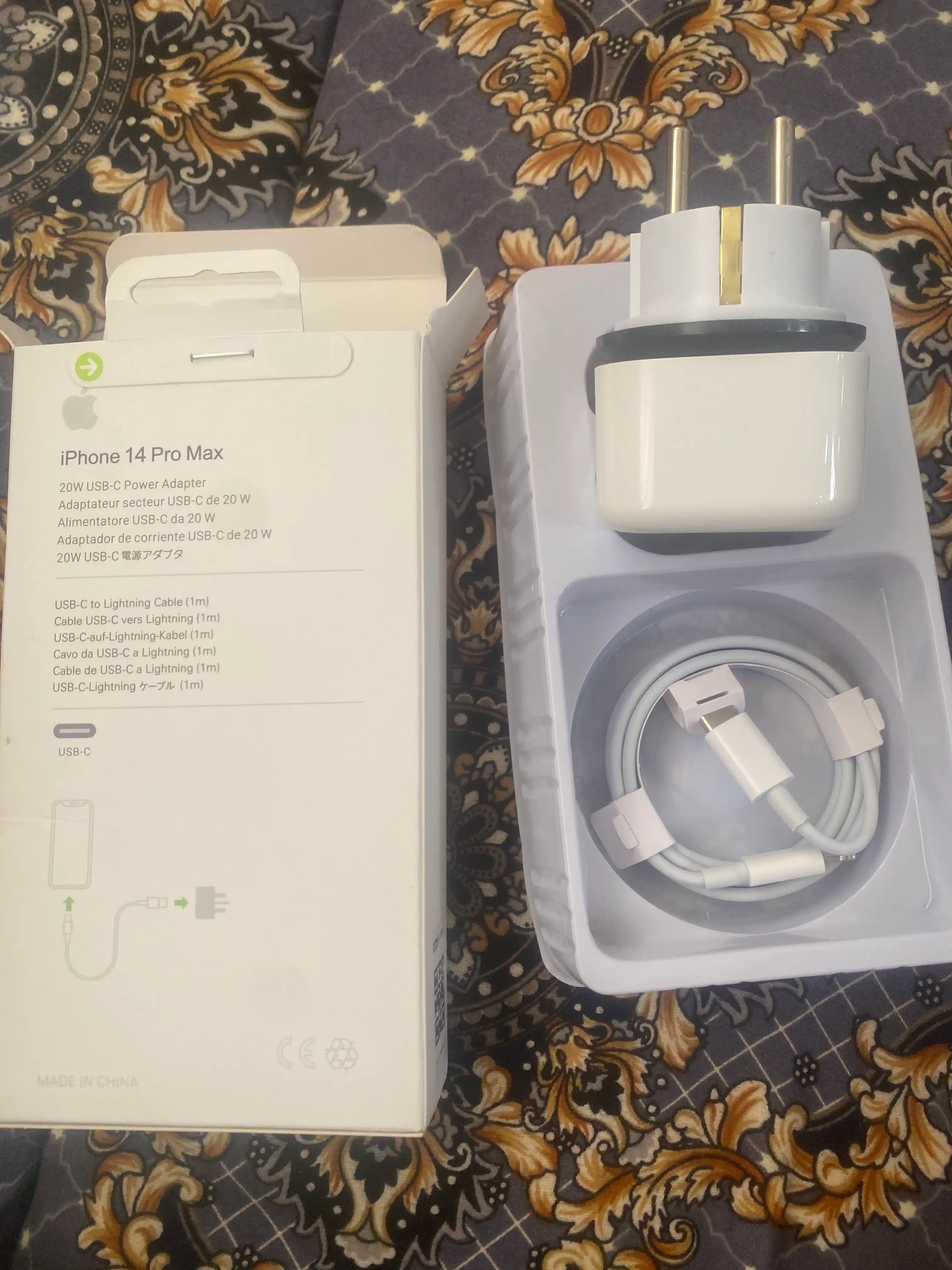 Зарядное устройство для iPhone, быстрая зарядка 20 Вт, с кабелем Type-C — Lightning