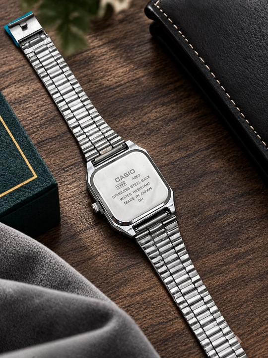 Erkaklar qol soati Casio, kvarts, metall remeshok, klassik dizayn