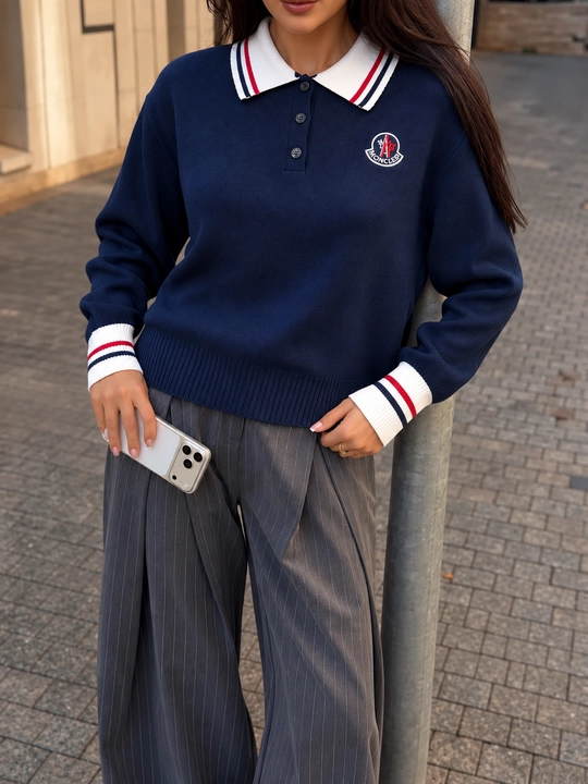 Ayollar svitrlari kuz, qish, bahor uchun standart o'lchamda, tugmali