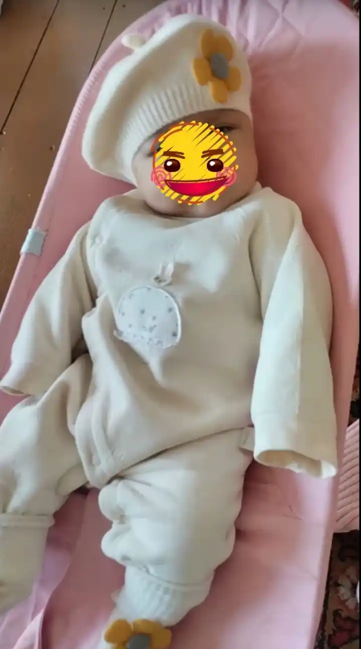 Комплект берета и носочков с цветочком, для детей 0–3 лет
