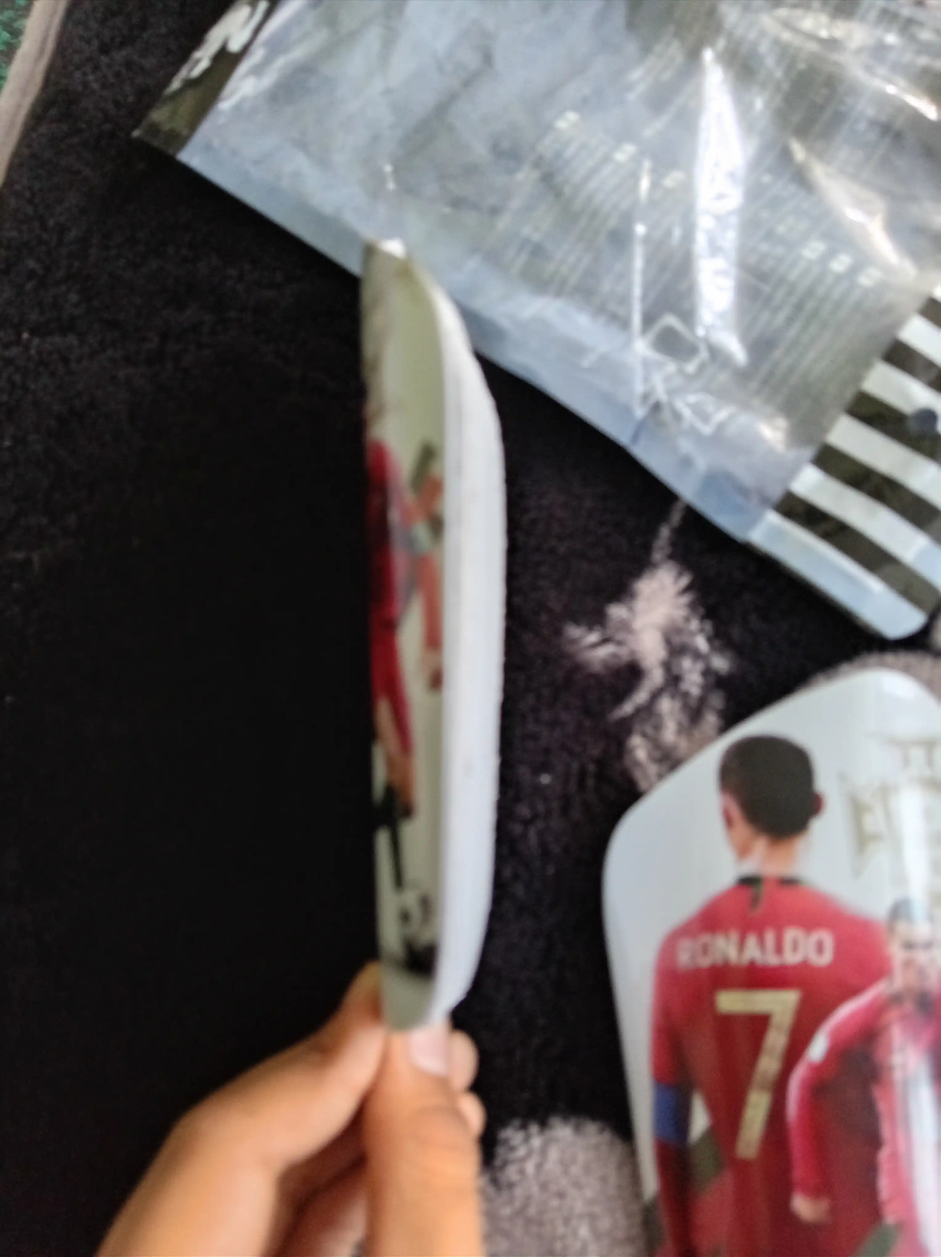 Futbol qalqonlari (boldir himoyasi, yengil, anatomik)