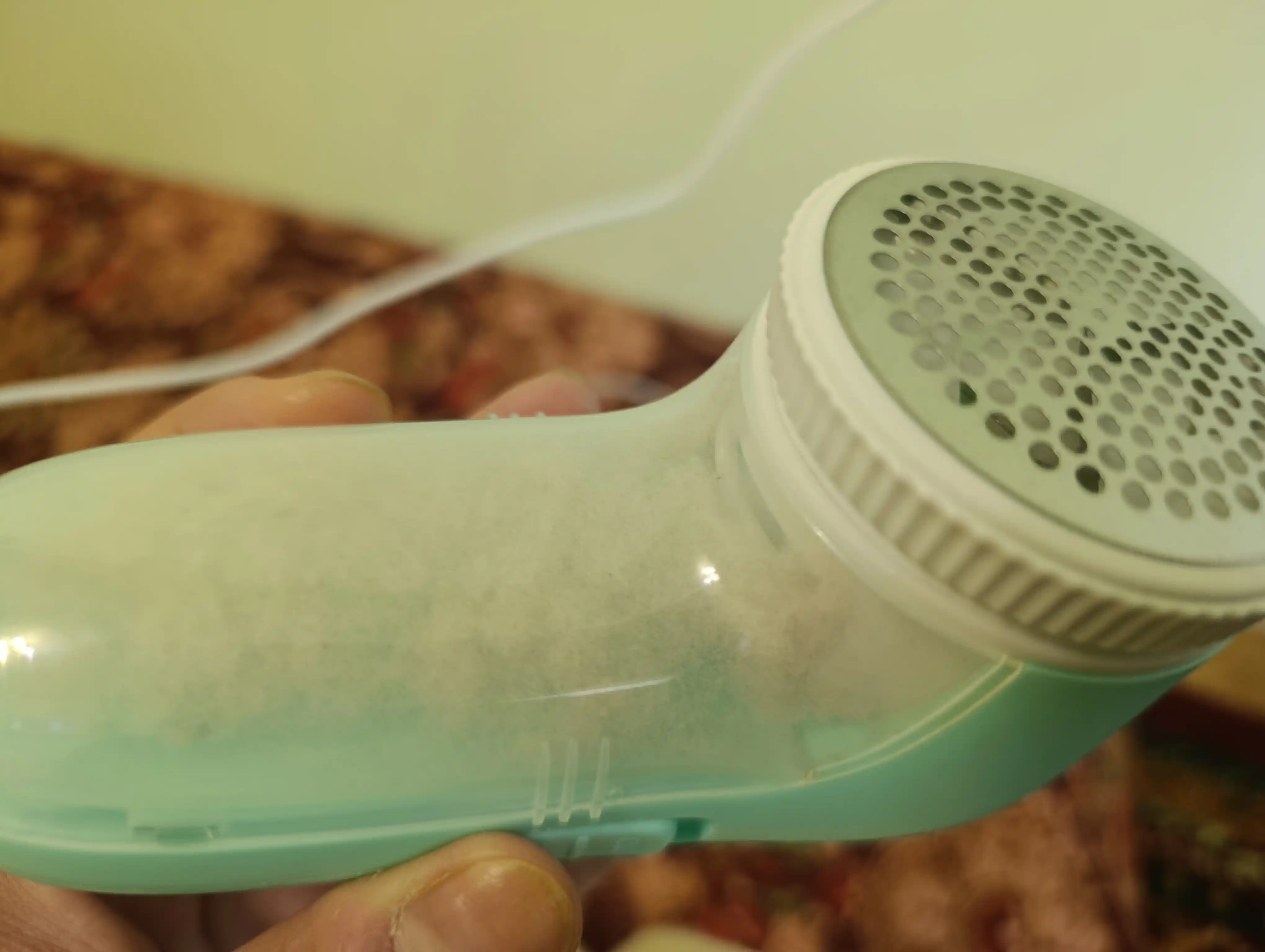 Kiyimdagi to'piqlarni oladigan mashinka, elektr trimmer, USB zaryadlash, xavfsiz