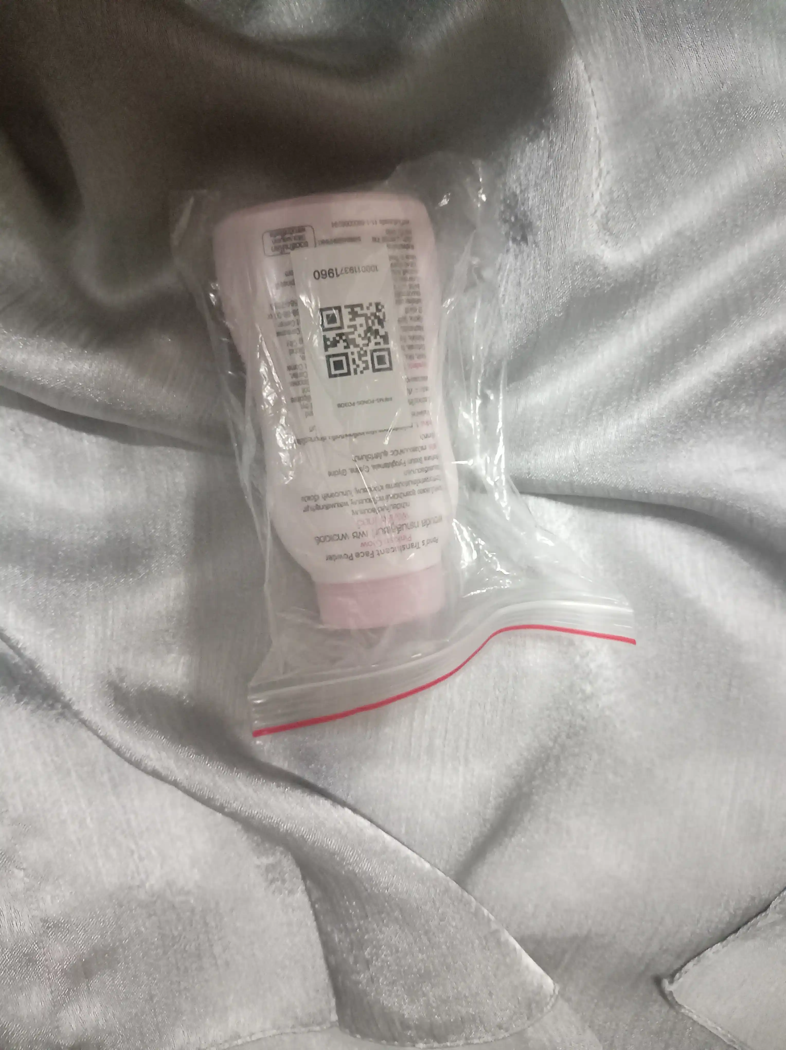Ayollar va qizlar uchun sochiluvchan upa, suvga chidamli, 24 soat, filter efekt, 45 g