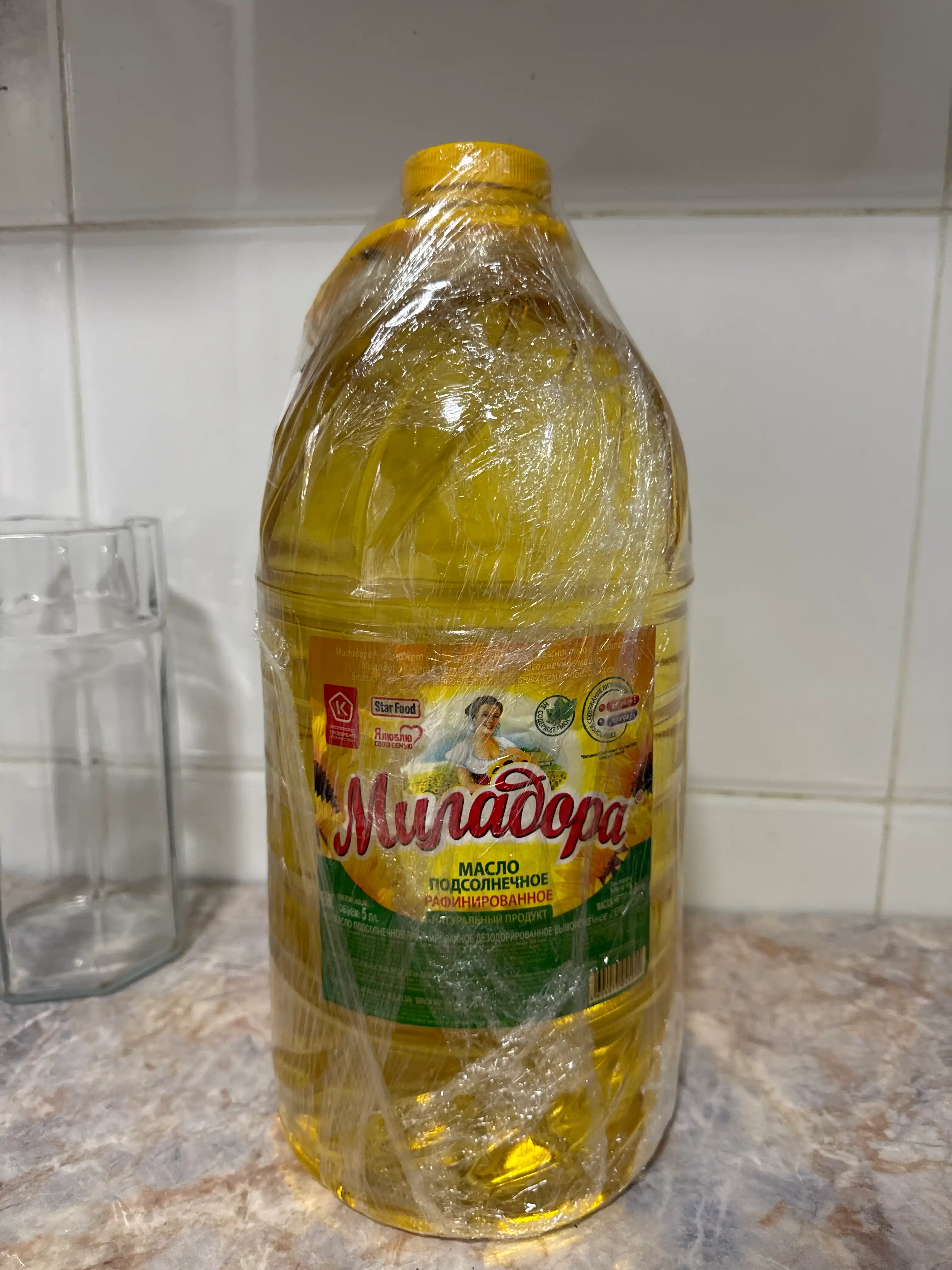 Масло подсолнечное Миладора рафинированное дезодорированное, 5 л