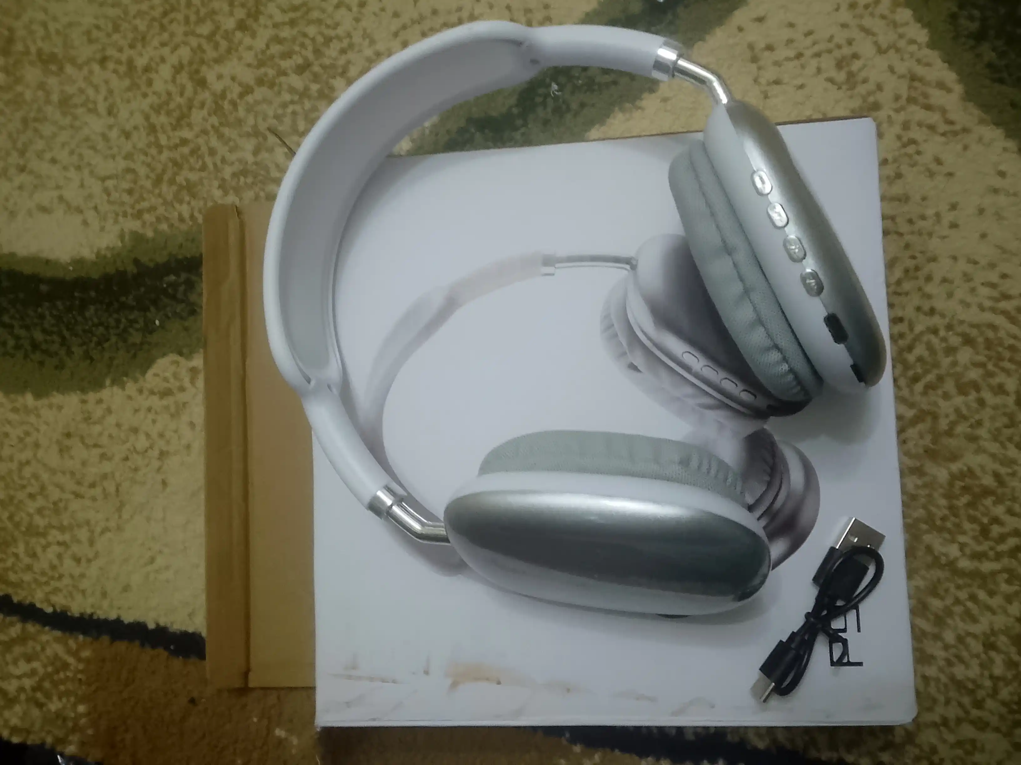 Simsiz Bluetooth P9 quloqchinlari mikrofon bilan ORGINA 100 A MAX