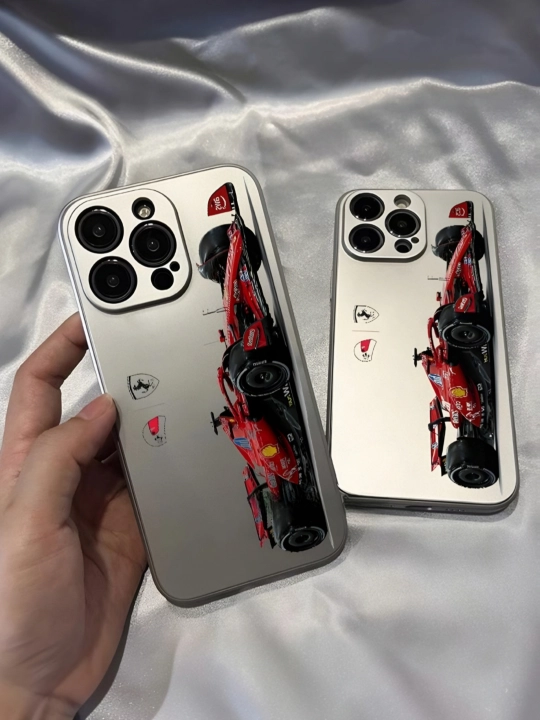 Ferrari Formula 1 dizaynli iPhone chexoli