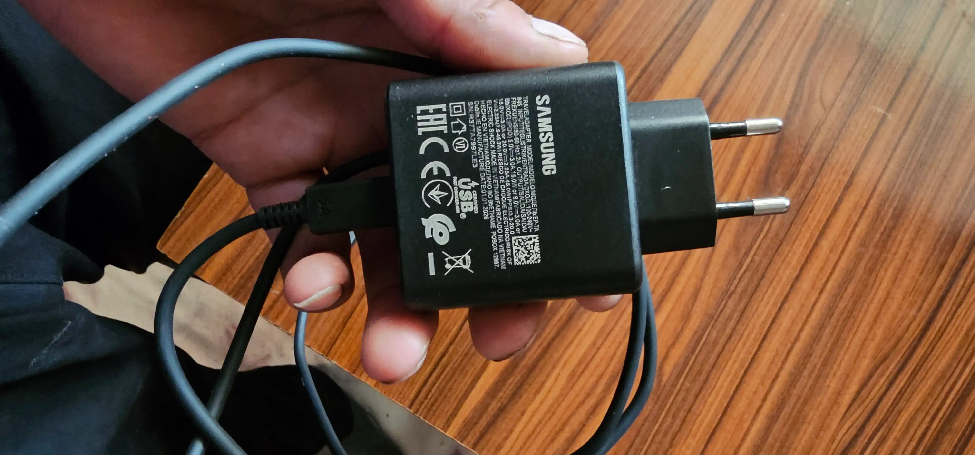 Zaryadnik Samsung Super Fast Charging 45W Type-C adapter kabeli bilan, 1 yil kafolat bor