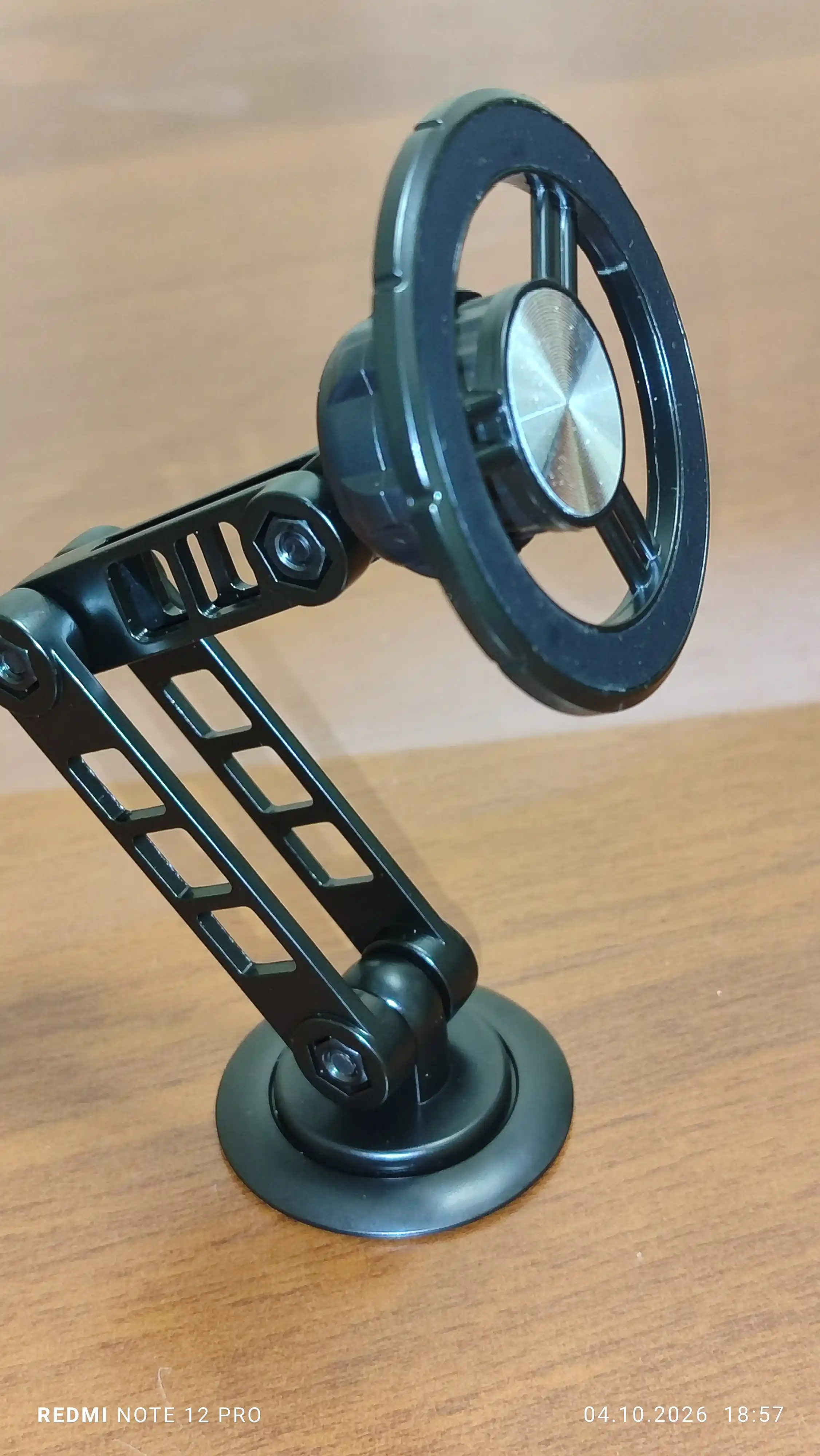 360 darajaga aylanadigan Magsafe avtomobil uchun magnit telefon tutqichi