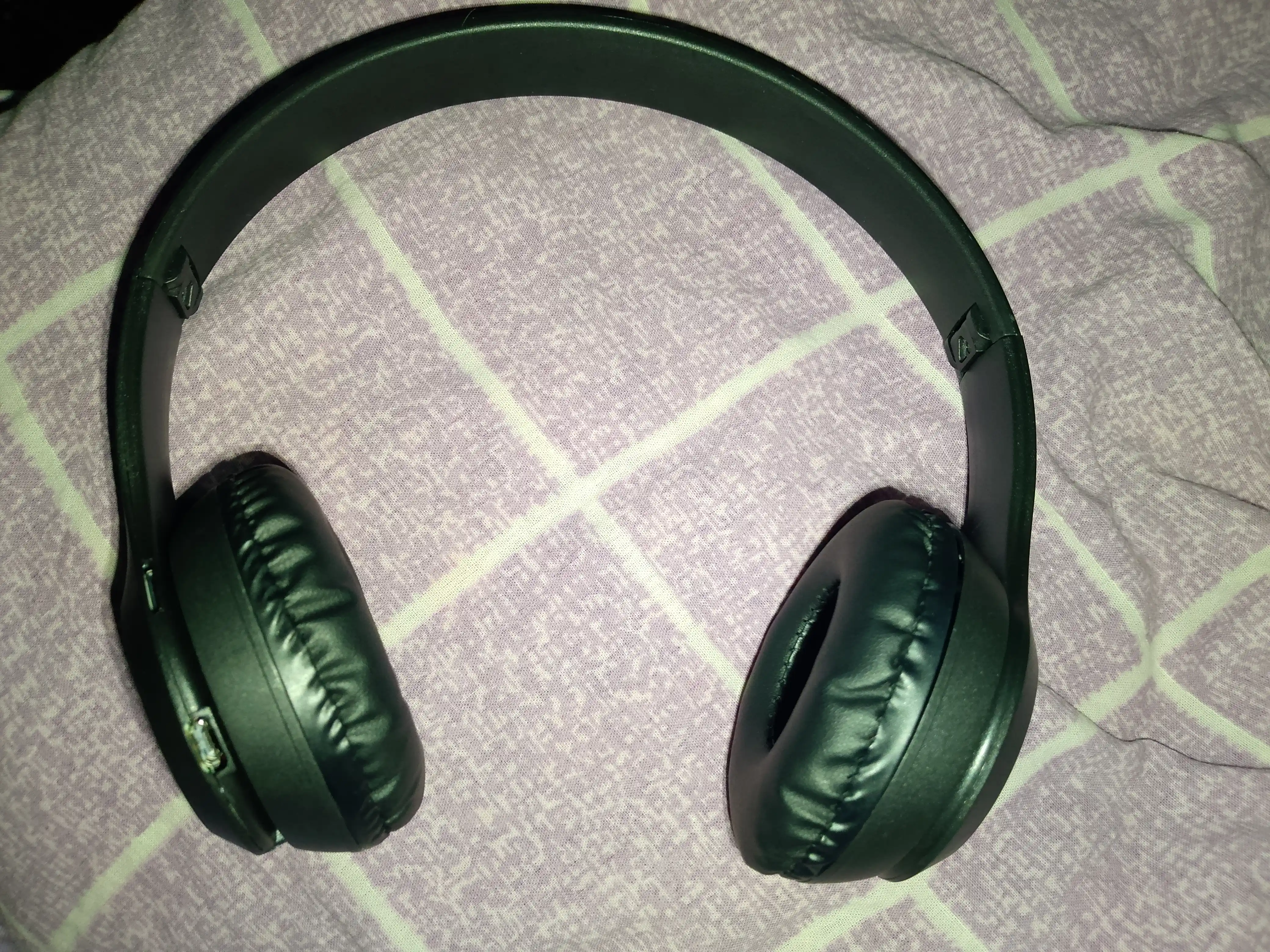 Simsiz quloqchinlar P47, Bluetooth 5.0, yig'iluvchan, mikrofon bilan, shovqinsiz
