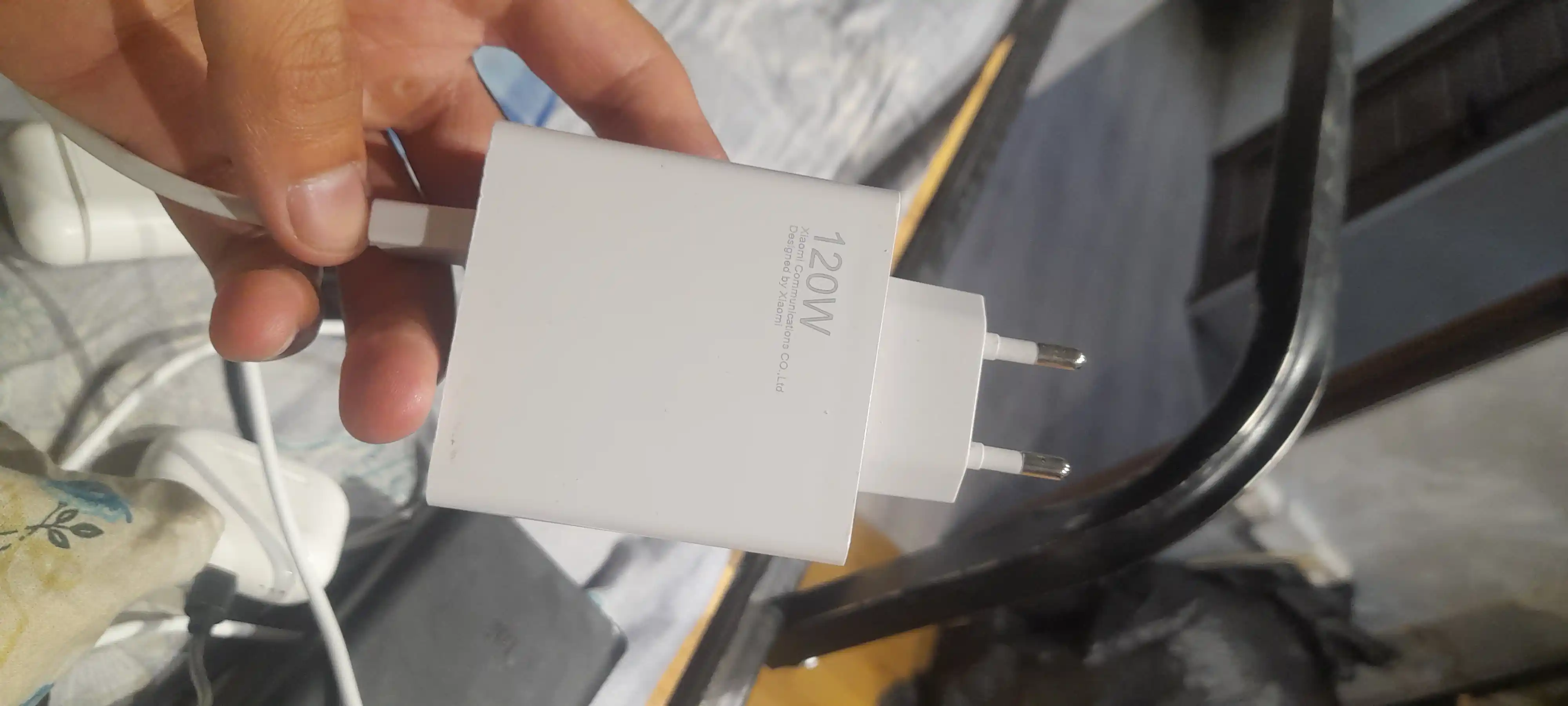 USB-A kabeli bilan 120W Fast Charging tarmoq zaryadlash qurilmasi - Type-C, oq