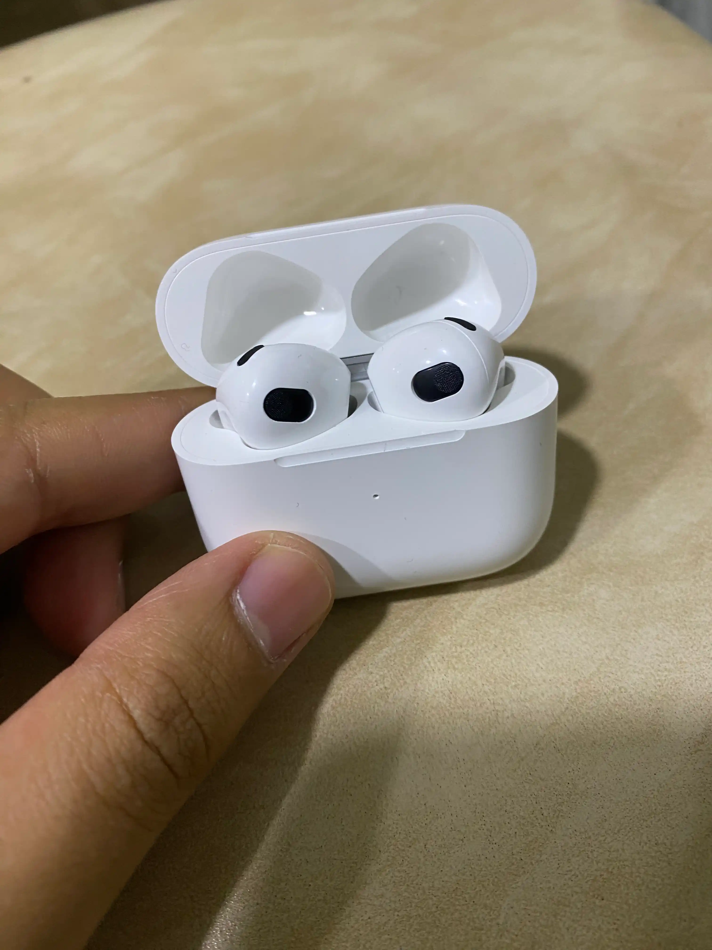 Simsiz quloqchin 3-avlod animatsiyali bluetooth naushnik barcha turdagi smartfonlar uchun