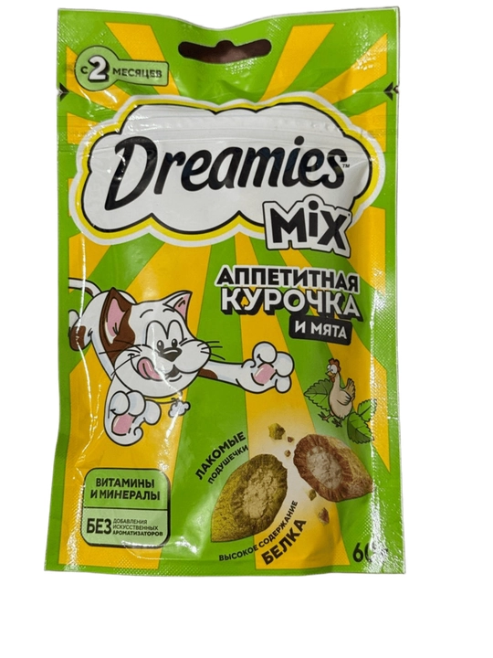 Лакомство Dreamies для взрослых кошек, подушечки с мятой и курицей, 60 г